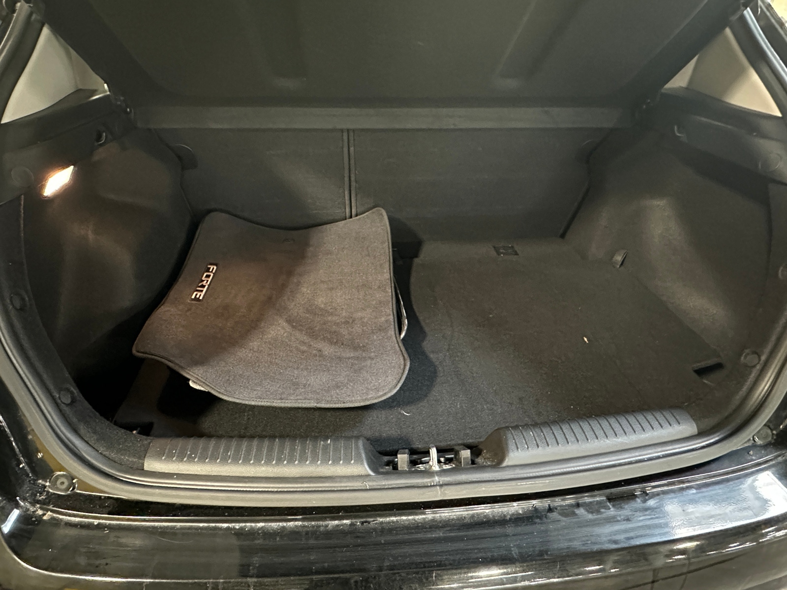 Thumbnail: 2016 Kia Forte - 7