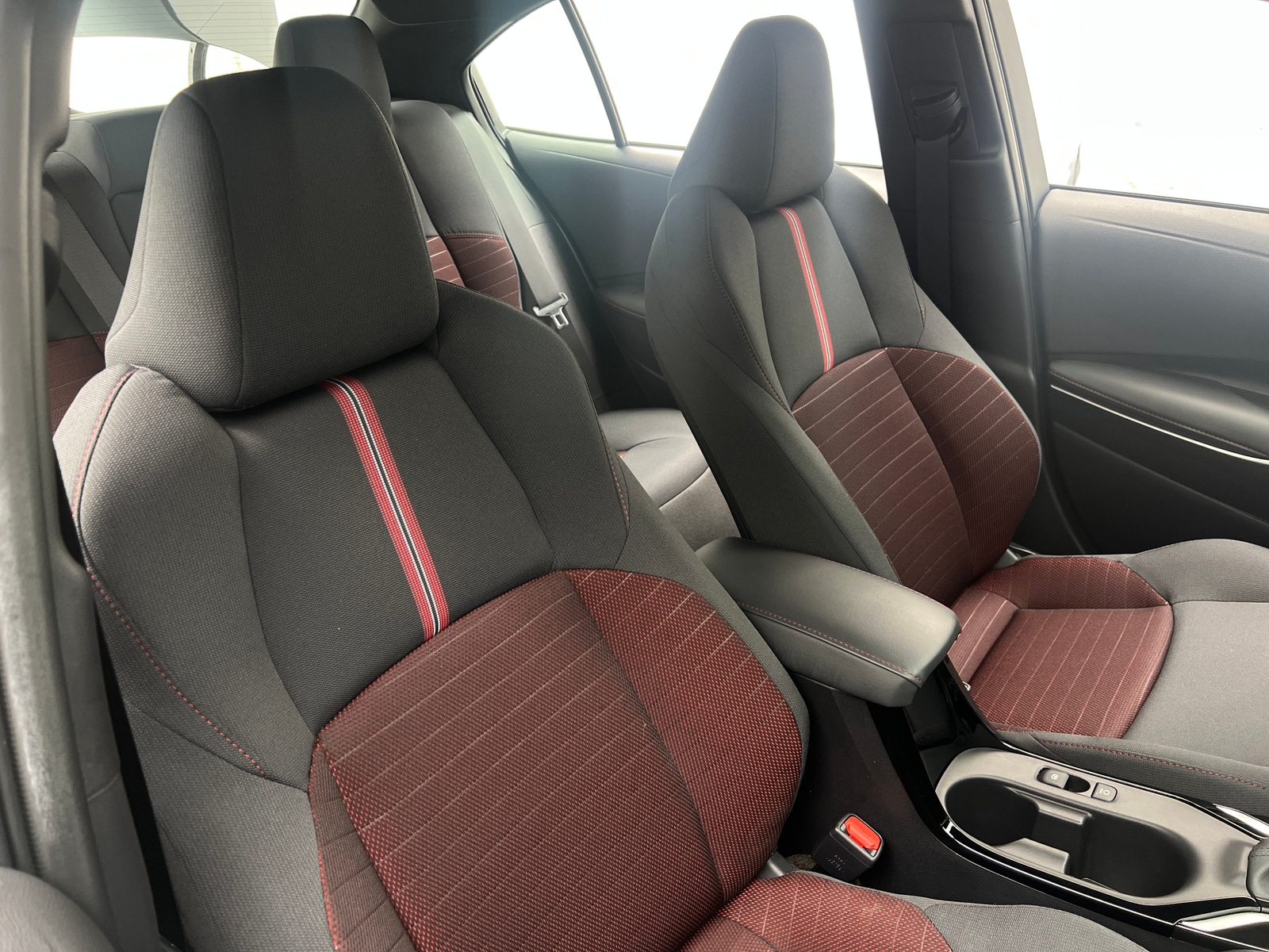 Thumbnail: 2025 Toyota Corolla - 2