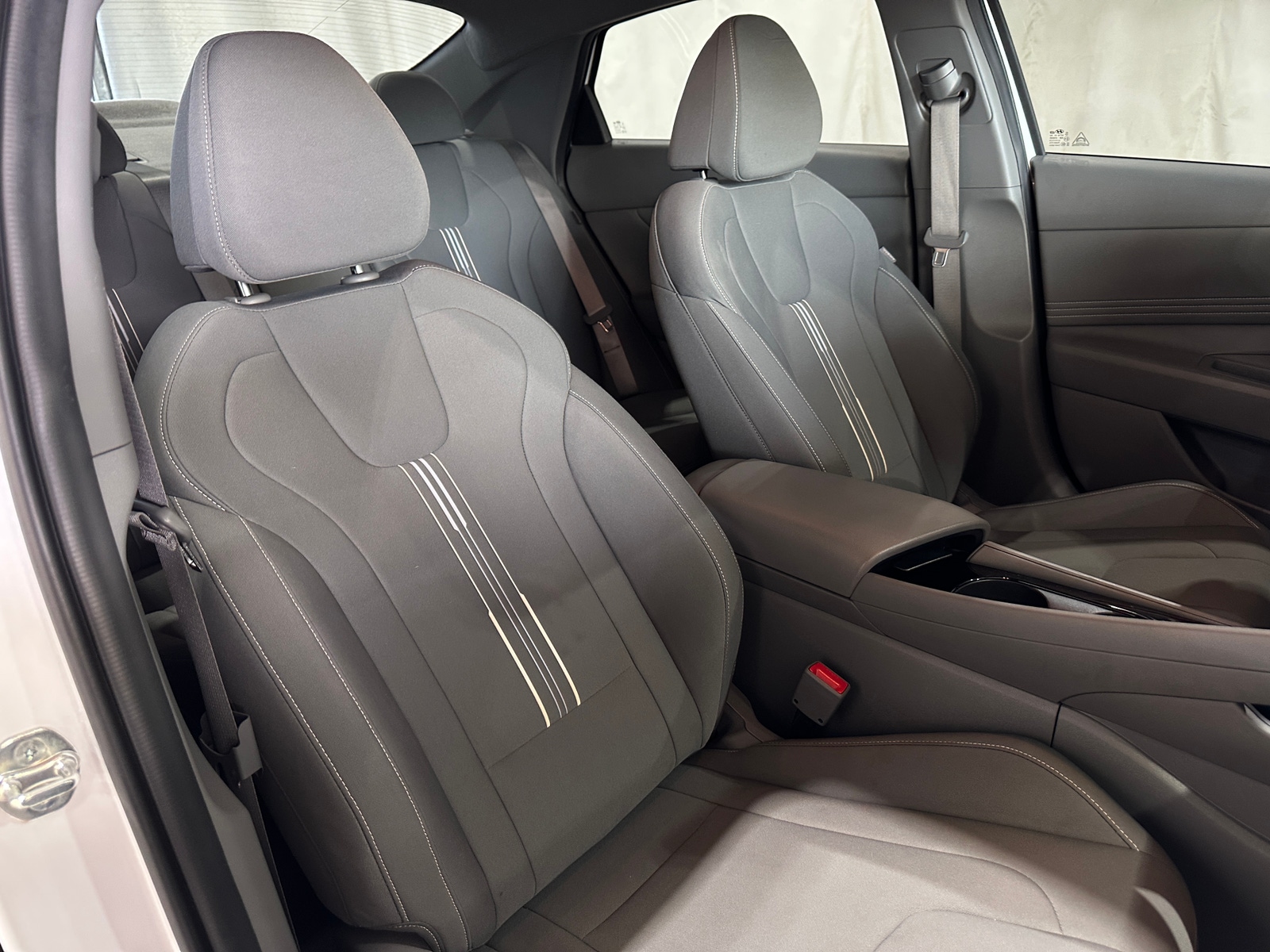 Thumbnail: 2024 Hyundai Elantra - 2