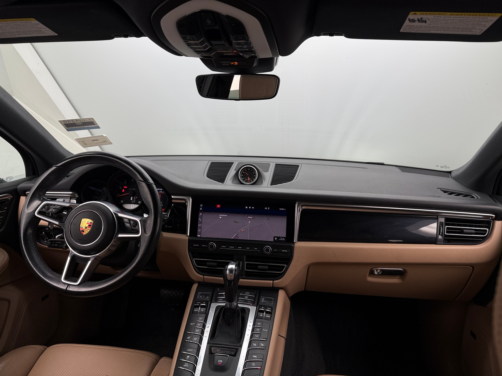 Thumbnail: 2021 Porsche Macan - 3