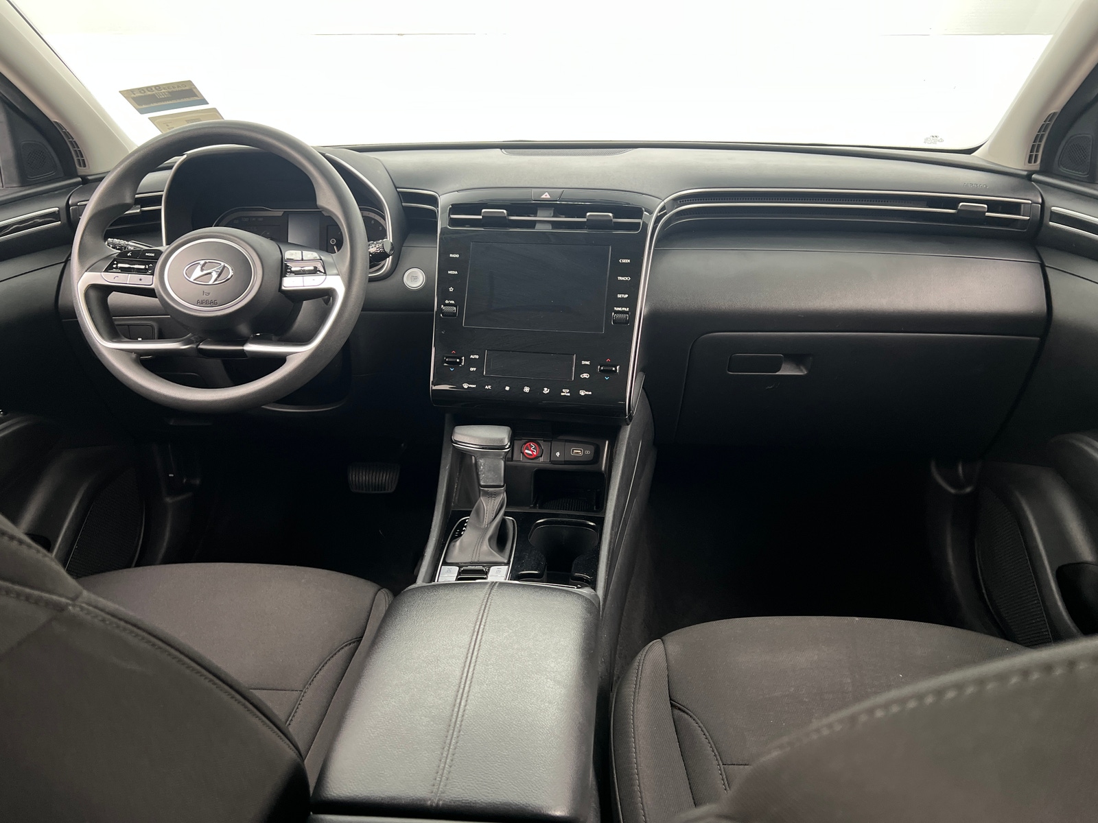 Thumbnail: 2024 Hyundai Tucson - 3