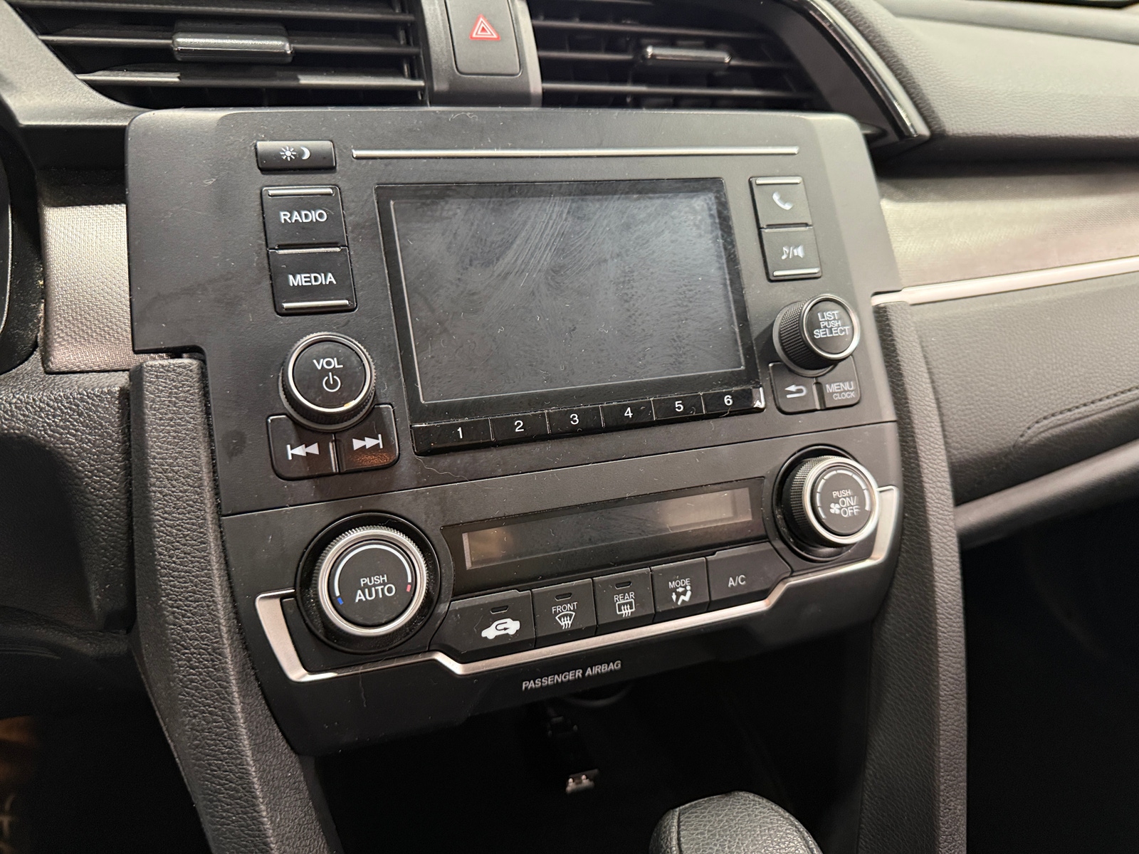 Thumbnail: 2019 Honda Civic - 4