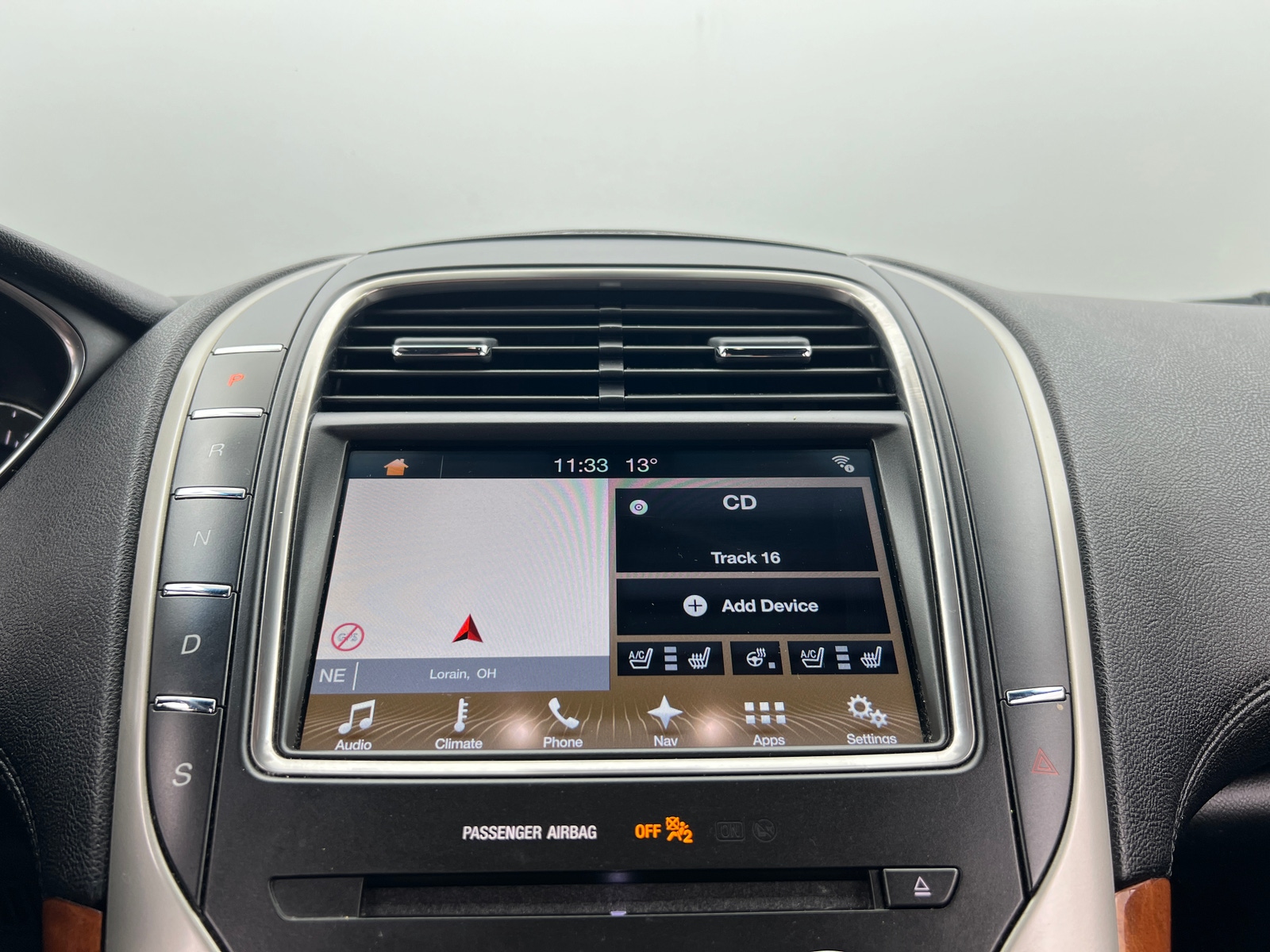 Thumbnail: 2017 Lincoln MKX - 3