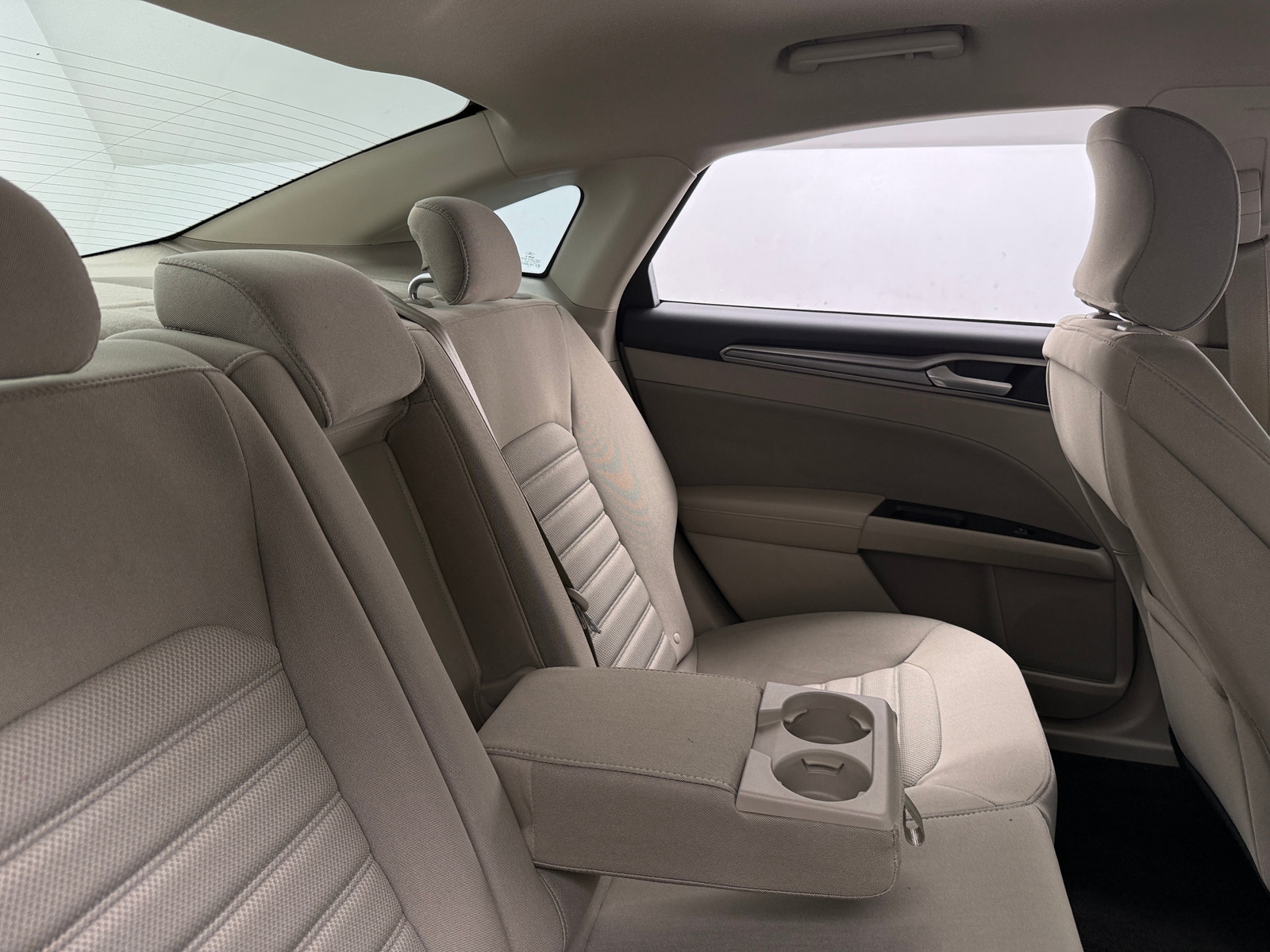 Thumbnail: 2017 Ford Fusion - 6