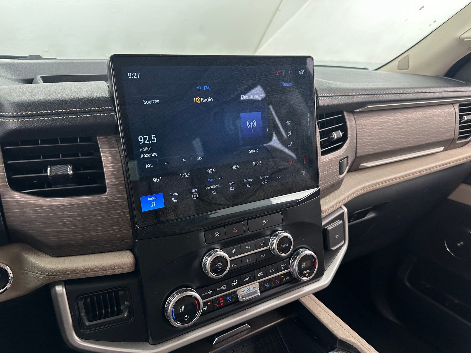 Thumbnail: 2024 Ford Expedition MAX - 3