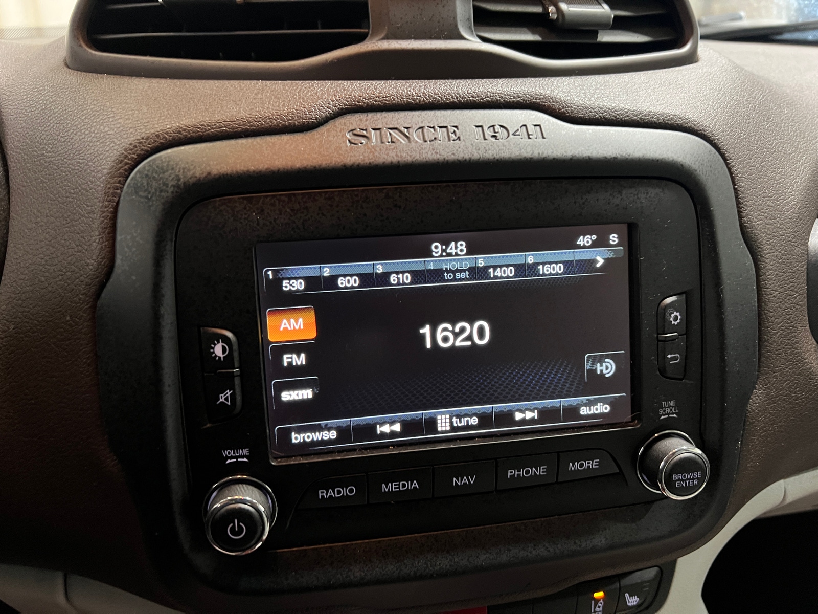 Thumbnail: 2016 Jeep Renegade - 3