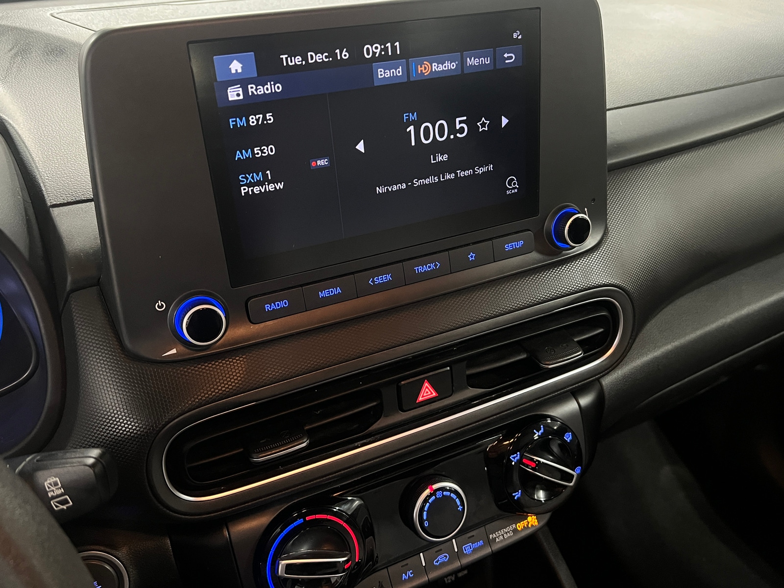 Thumbnail: 2022 Hyundai Kona - 4