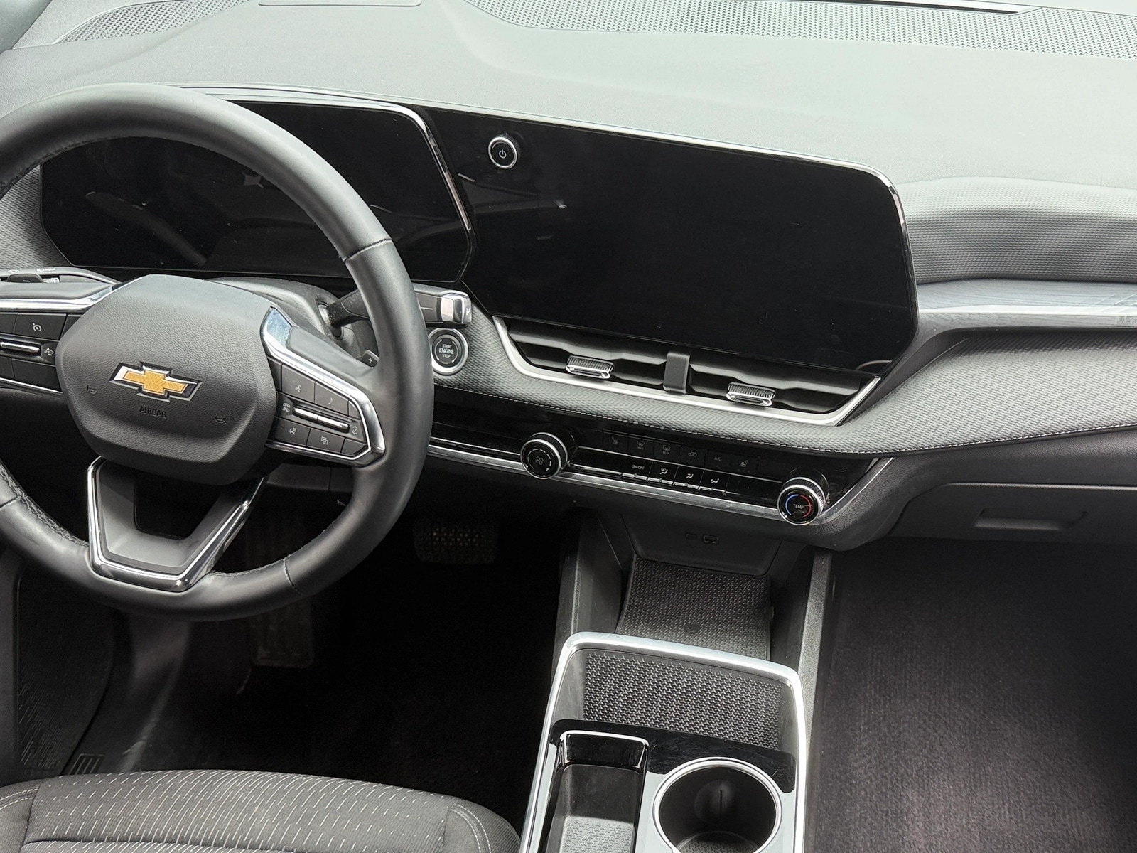 Thumbnail: 2025 Chevrolet Equinox - 3