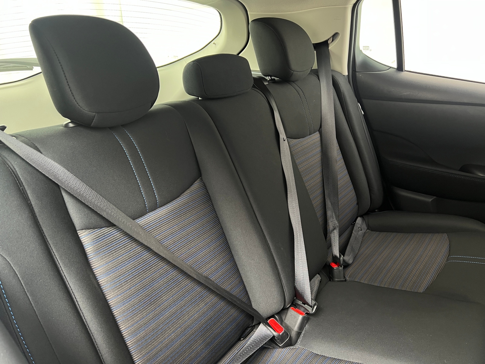 Thumbnail: 2025 Nissan Leaf - 6