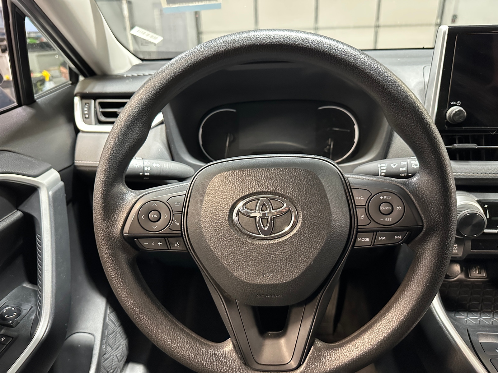 Thumbnail: 2024 Toyota RAV4 - 5