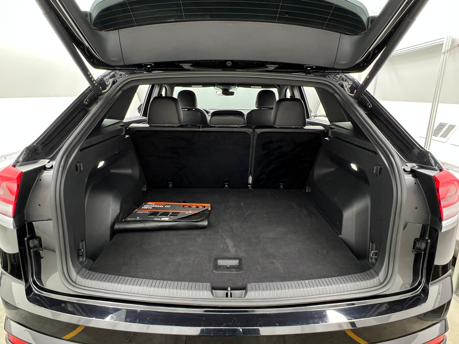 Thumbnail: 2025 Volkswagen Atlas - 6