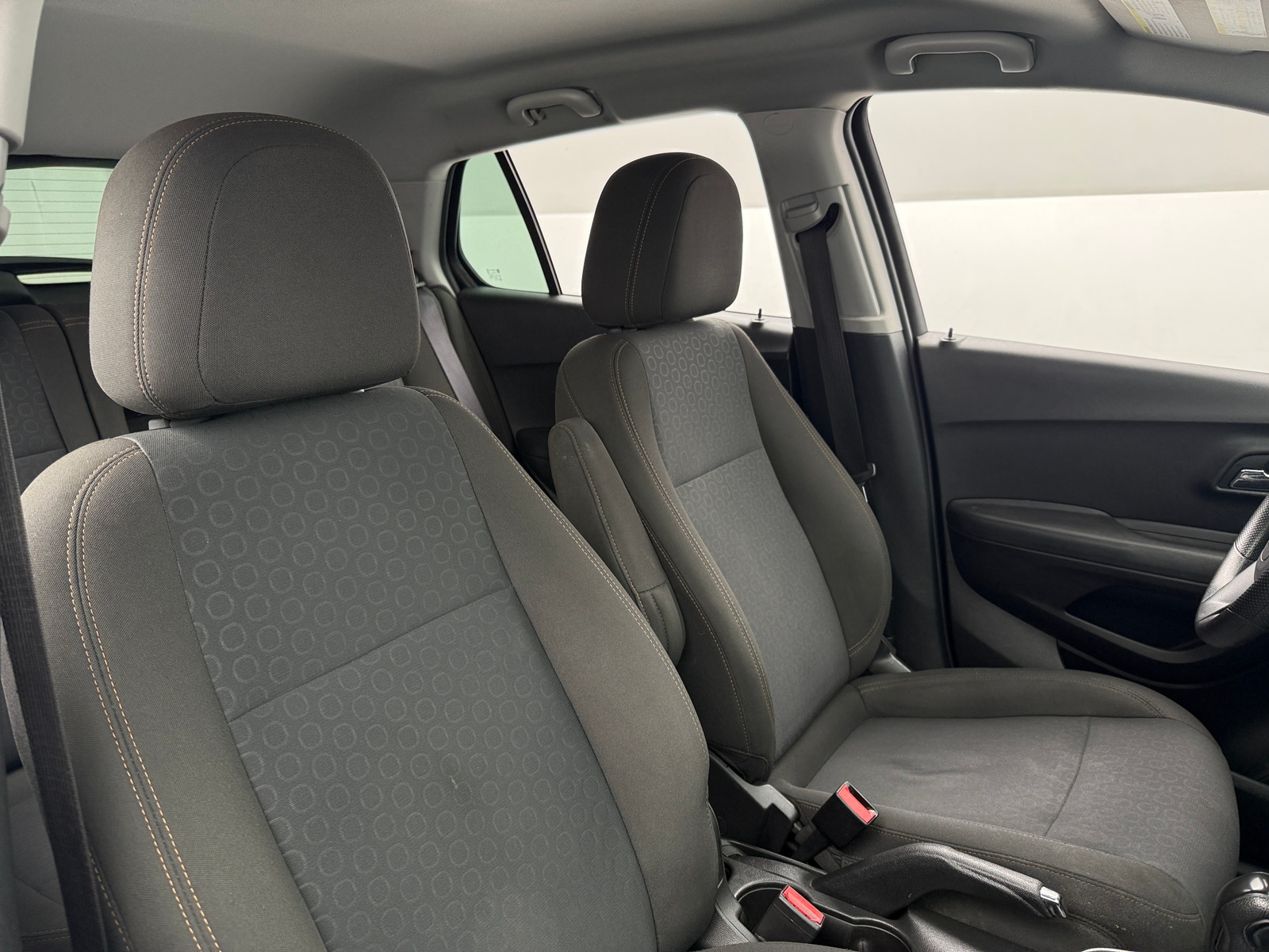 Thumbnail: 2018 Chevrolet Trax - 2