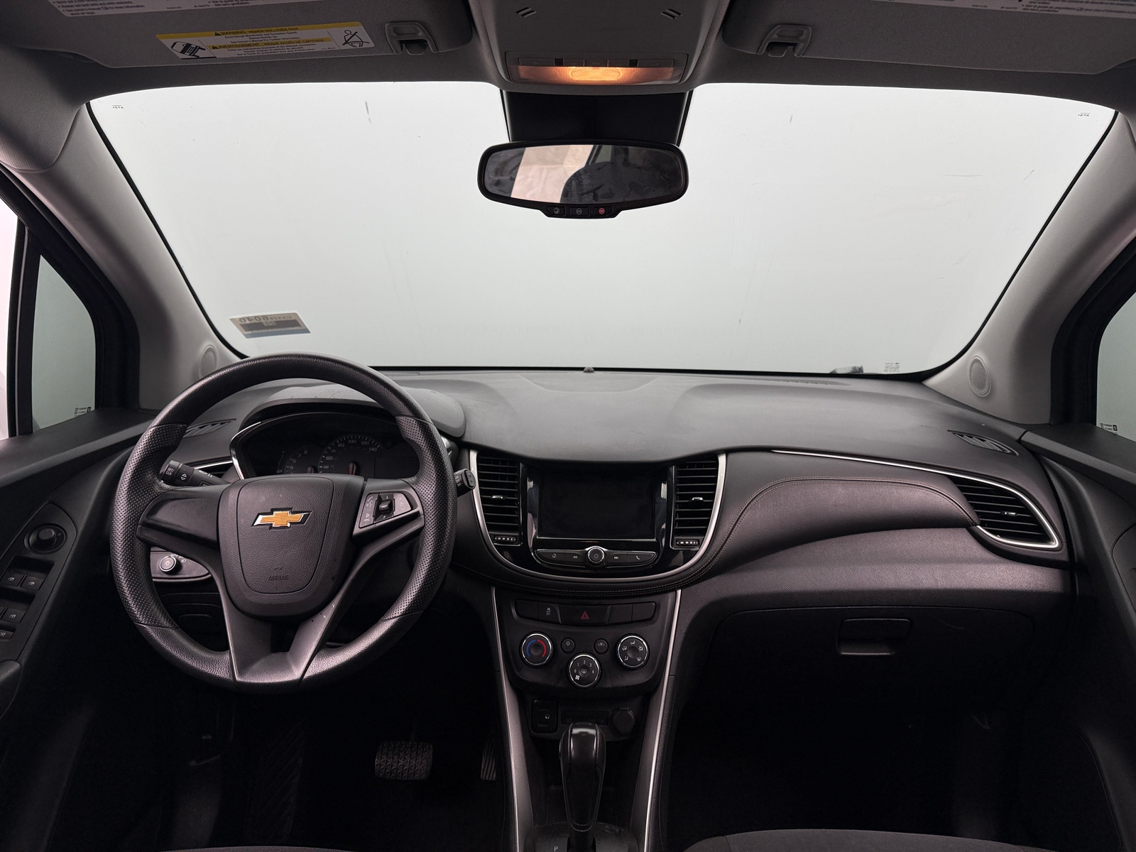 Thumbnail: 2018 Chevrolet Trax - 3