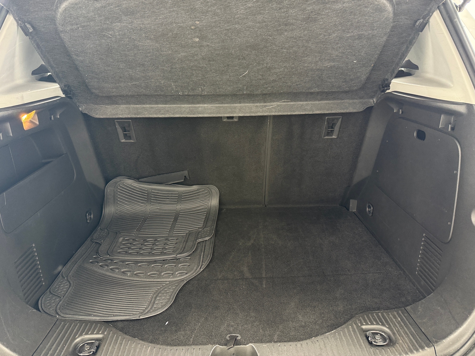 Thumbnail: 2018 Chevrolet Trax - 7