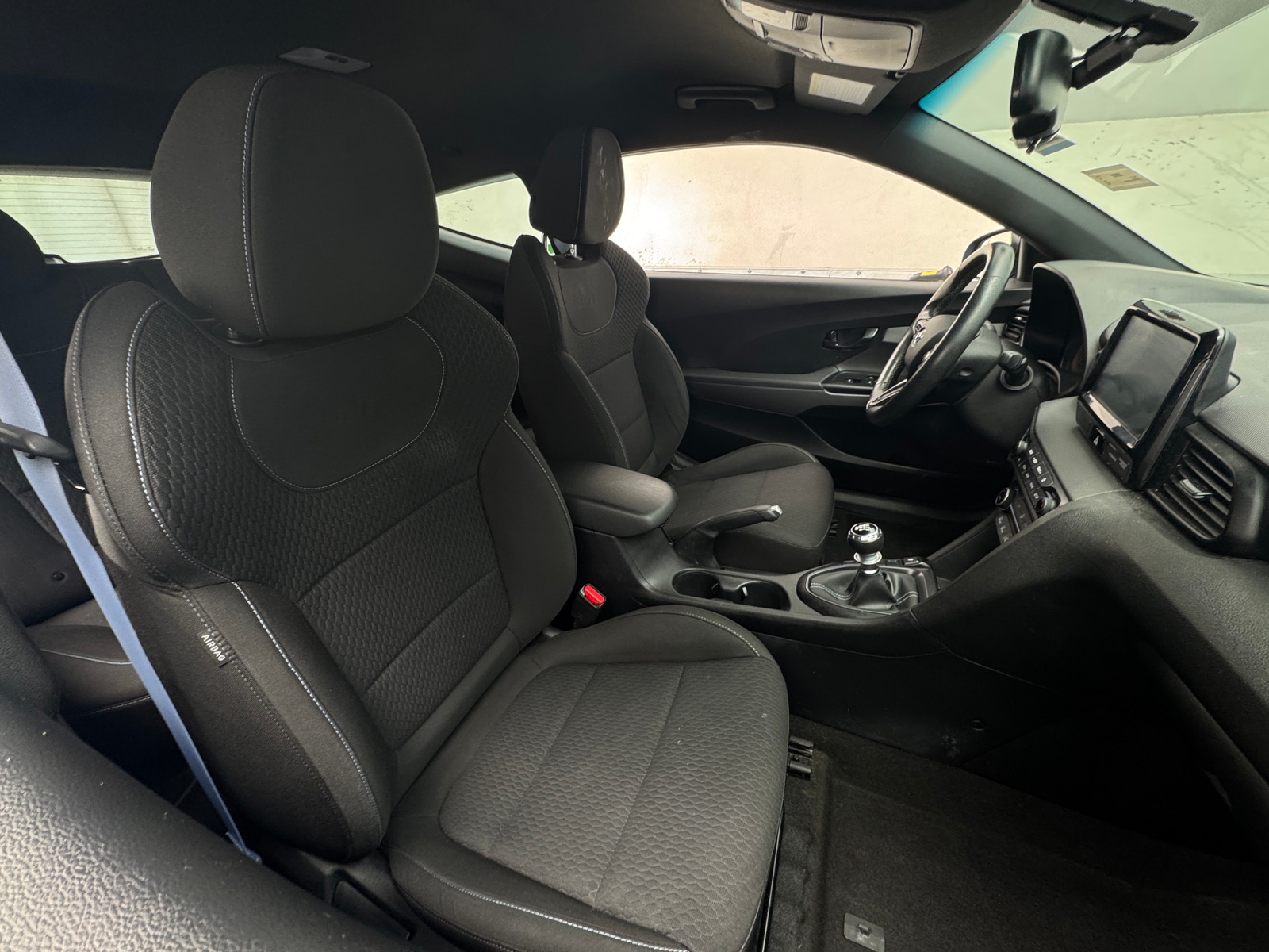 Thumbnail: 2020 Hyundai Veloster - 2