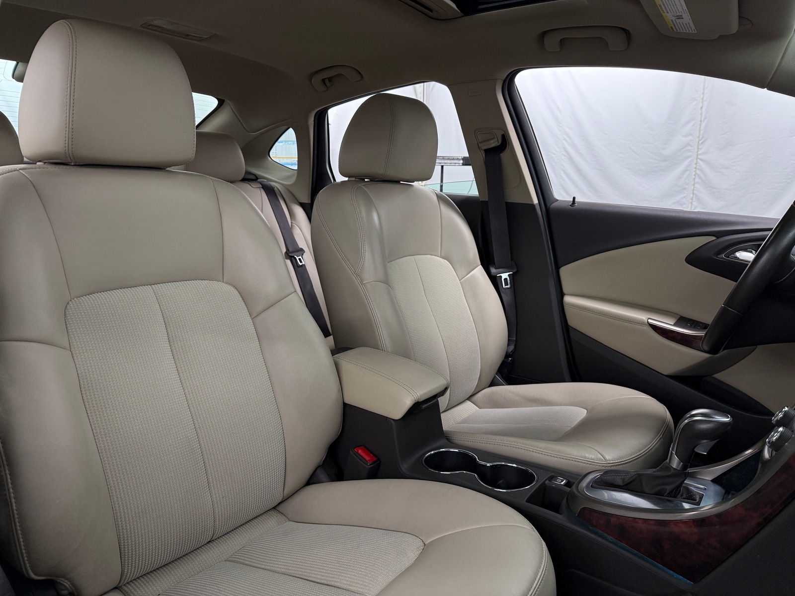 Thumbnail: 2016 Buick Verano - 2