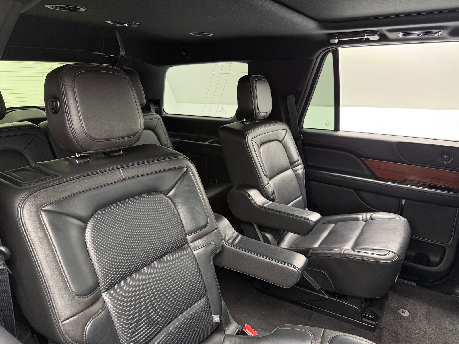 Thumbnail: 2018 Lincoln Navigator - 5