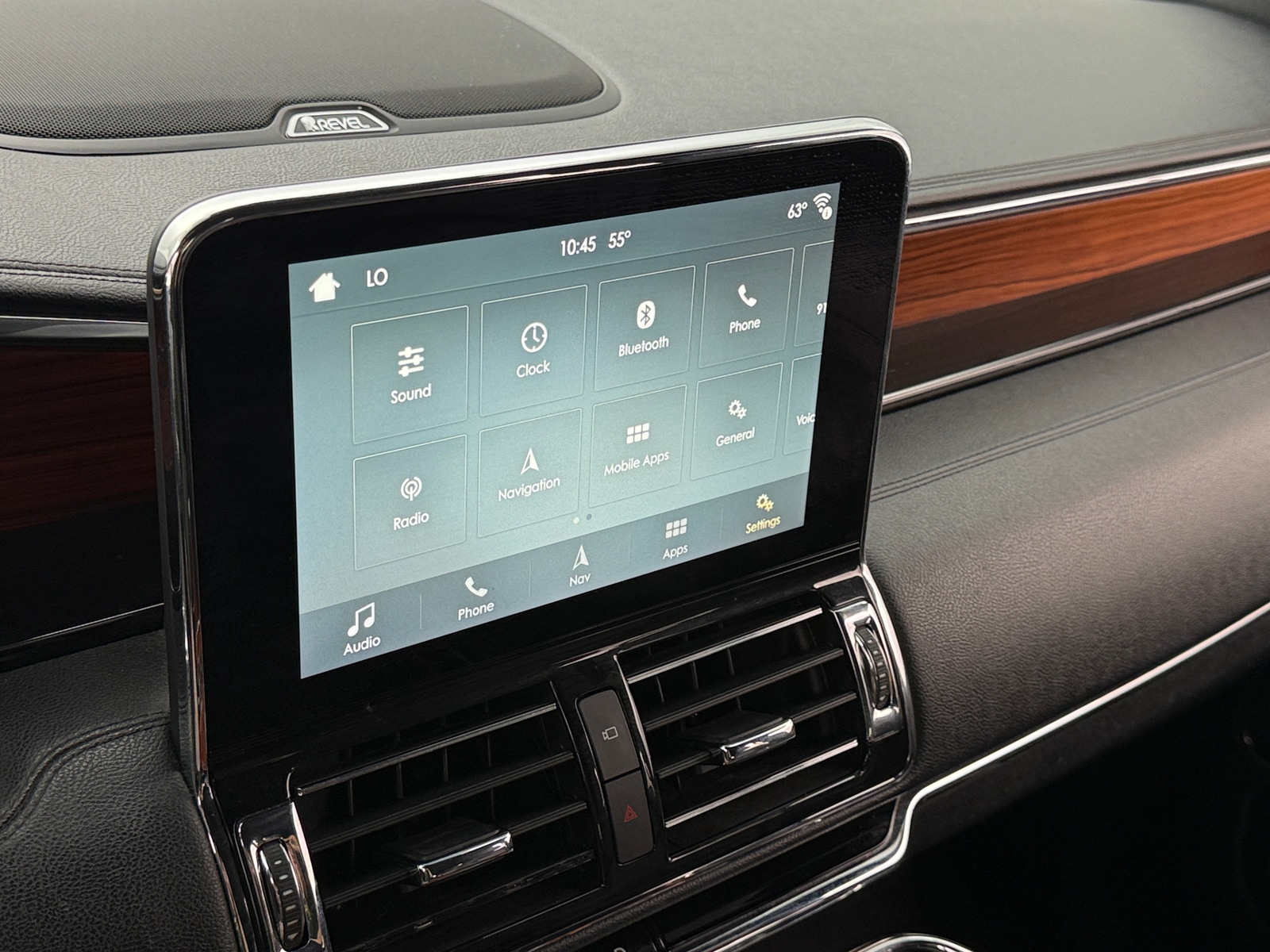 Thumbnail: 2018 Lincoln Navigator - 3