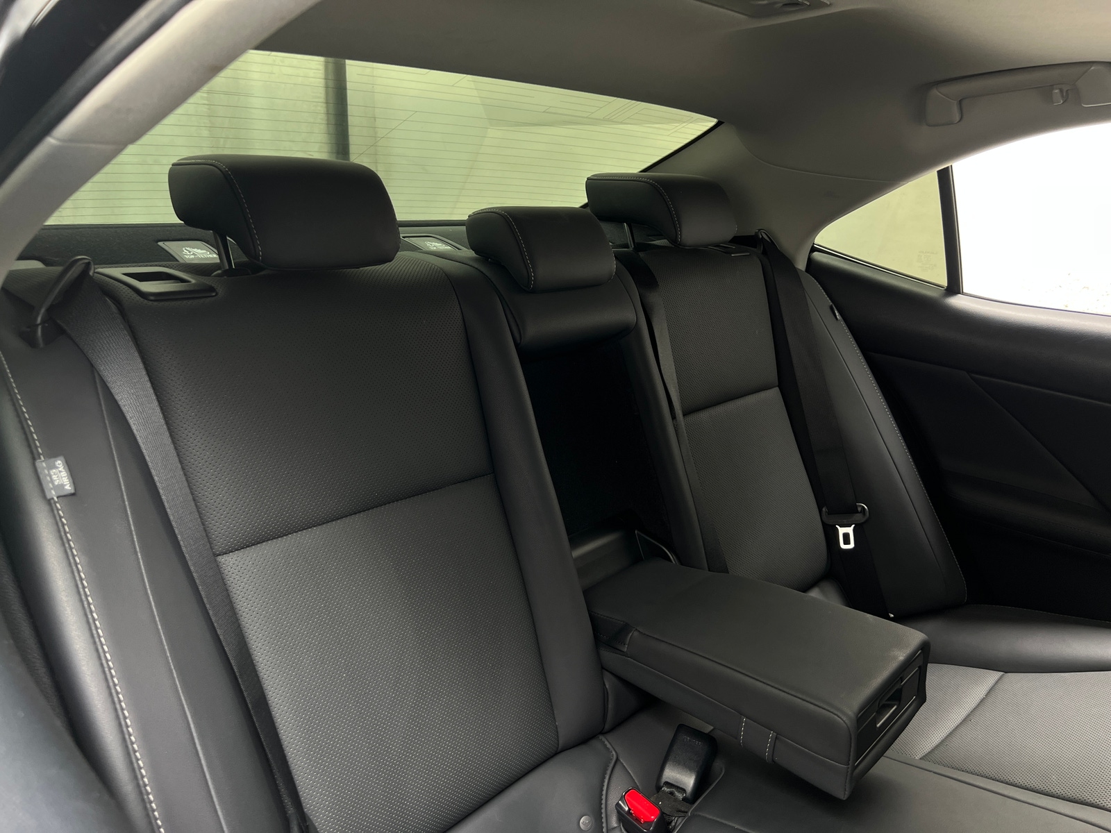 Thumbnail: 2019 Lexus IS - 5