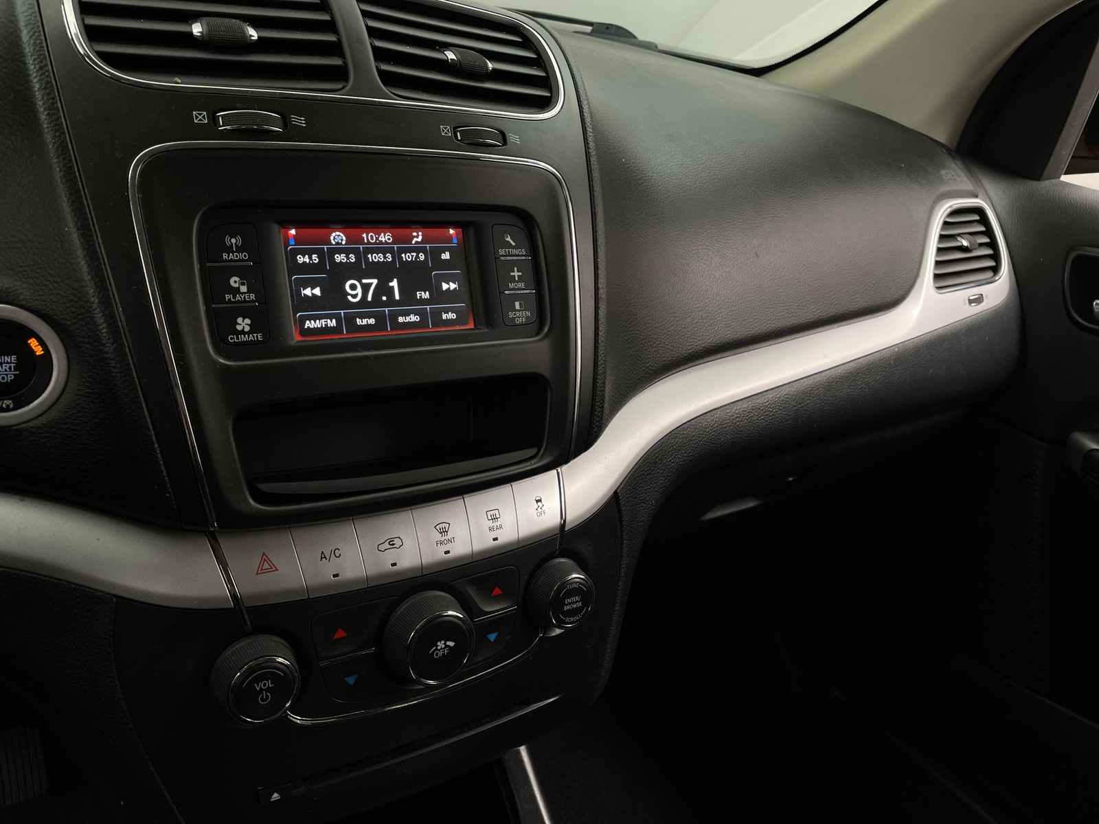 Thumbnail: 2018 Dodge Journey - 4