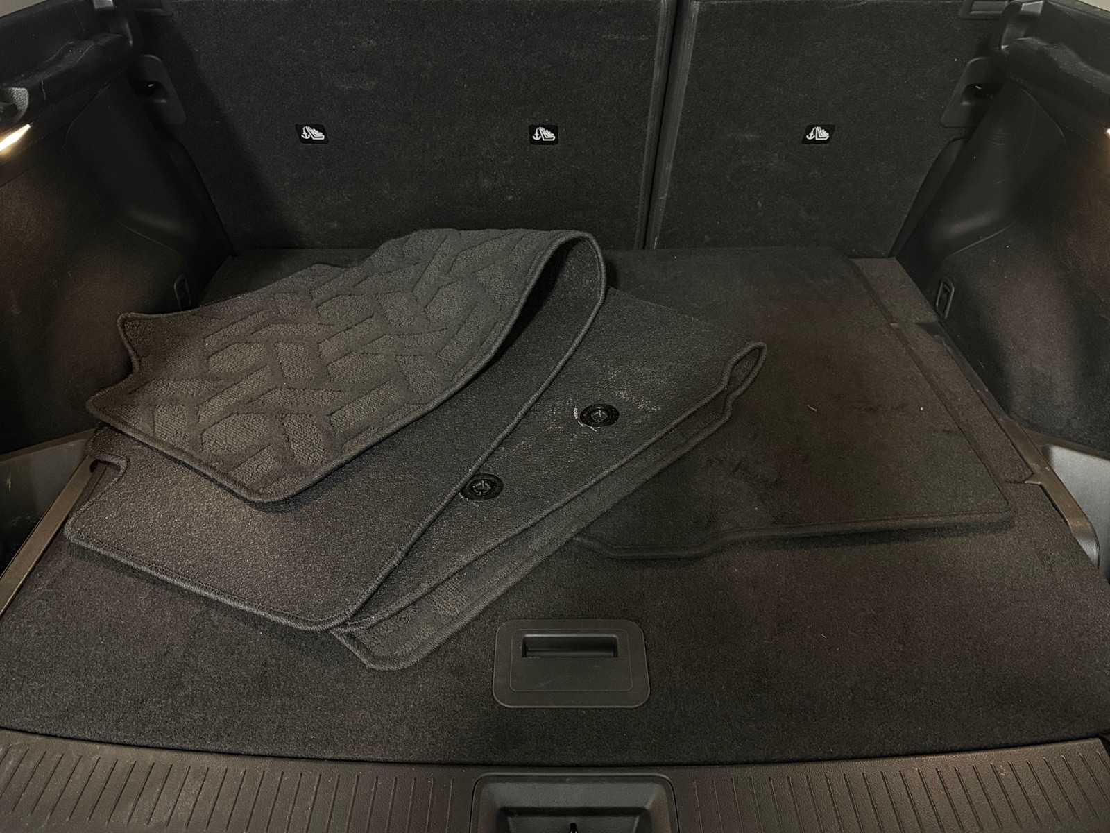 Thumbnail: 2023 Nissan Ariya - 6