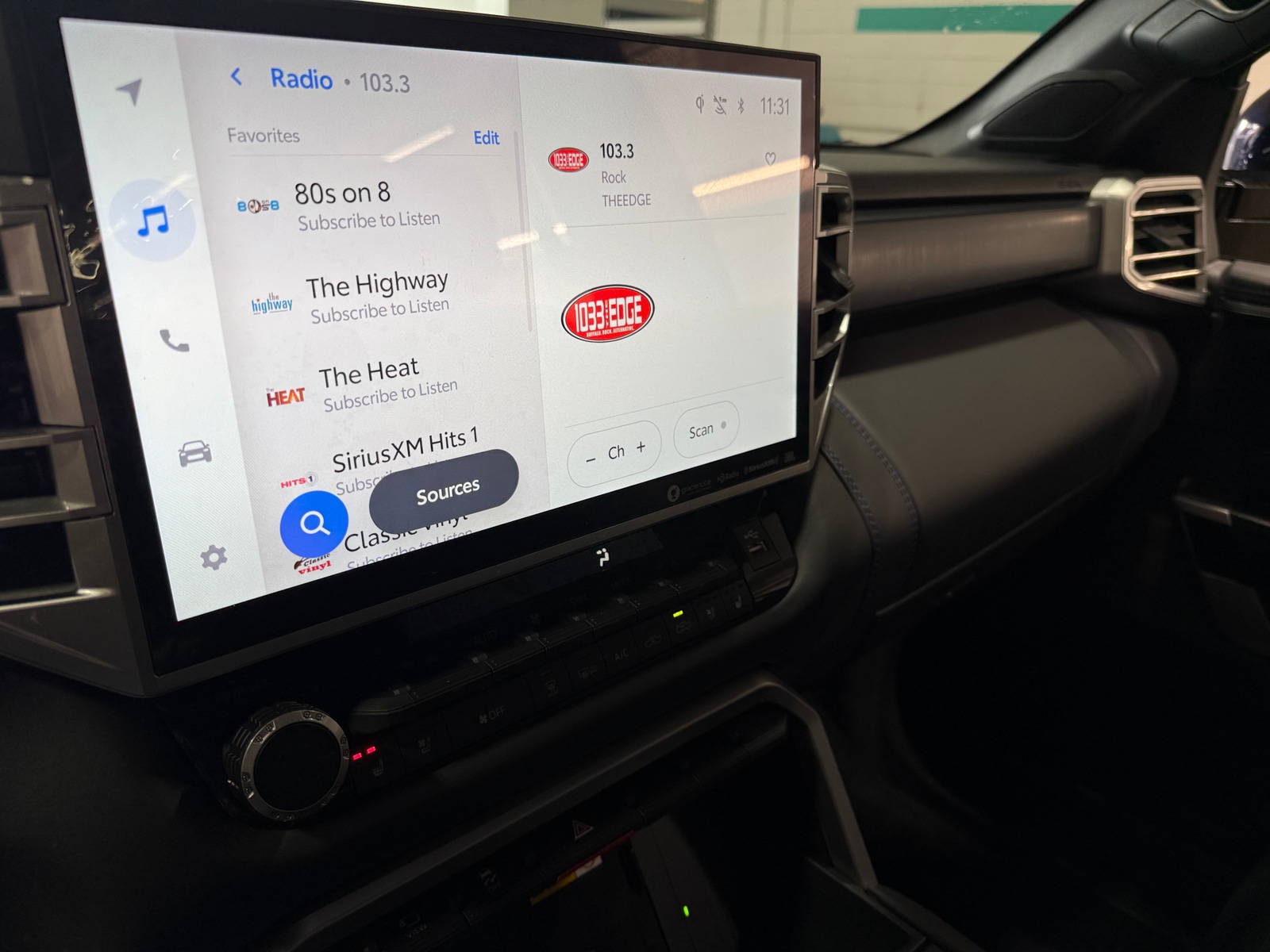 Thumbnail: 2024 Toyota Tundra - 3