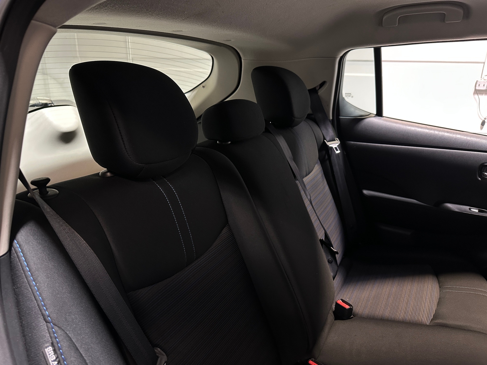 Thumbnail: 2022 Nissan Leaf - 6