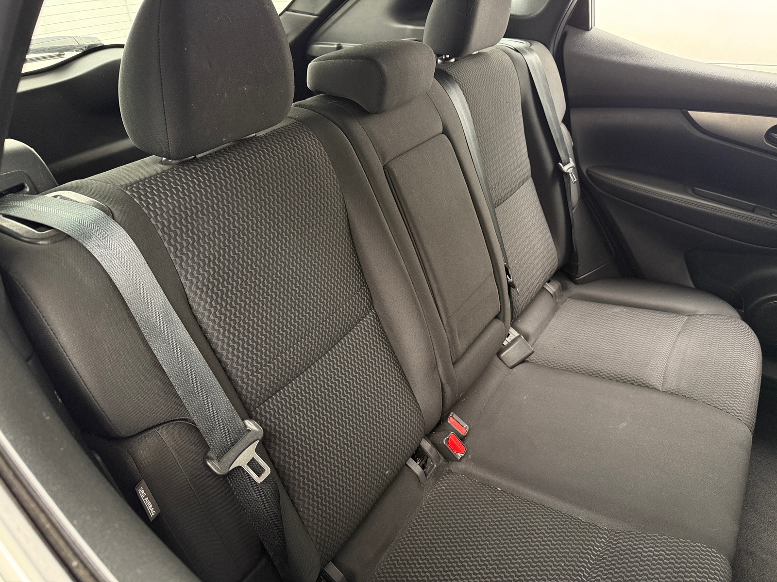 Thumbnail: 2021 Nissan Rogue Sport - 6