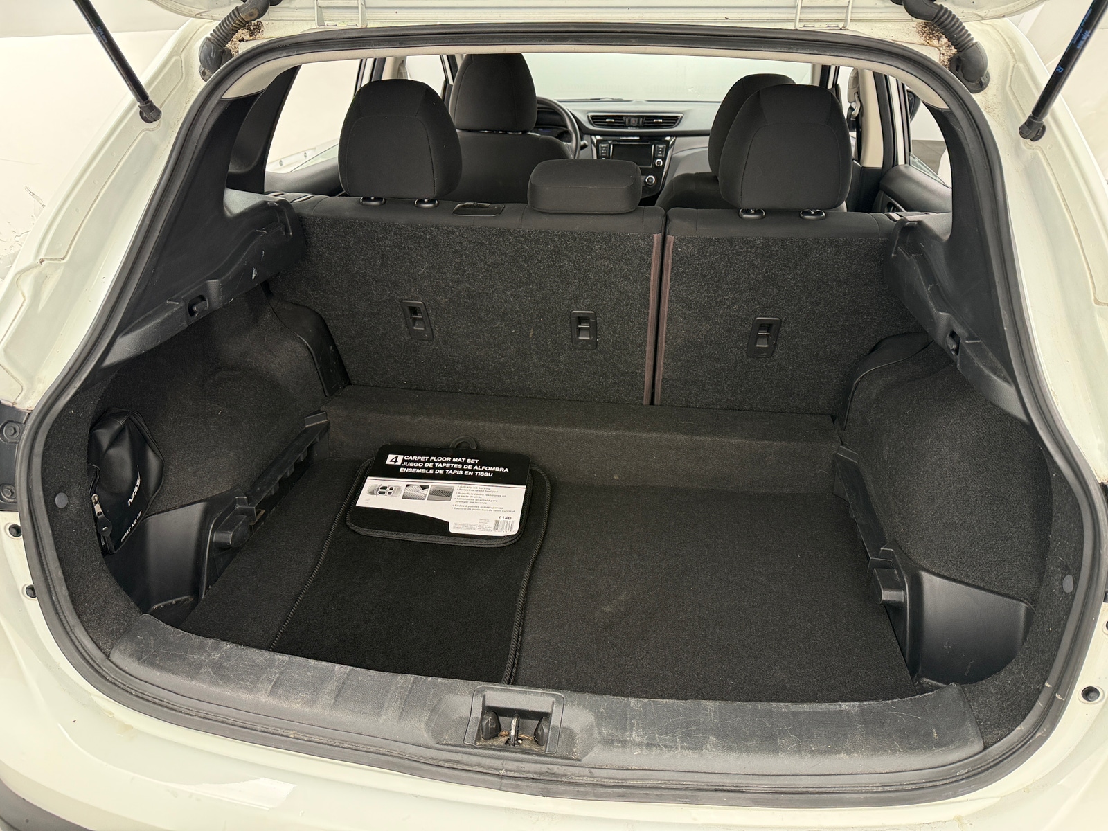 Thumbnail: 2021 Nissan Rogue Sport - 7