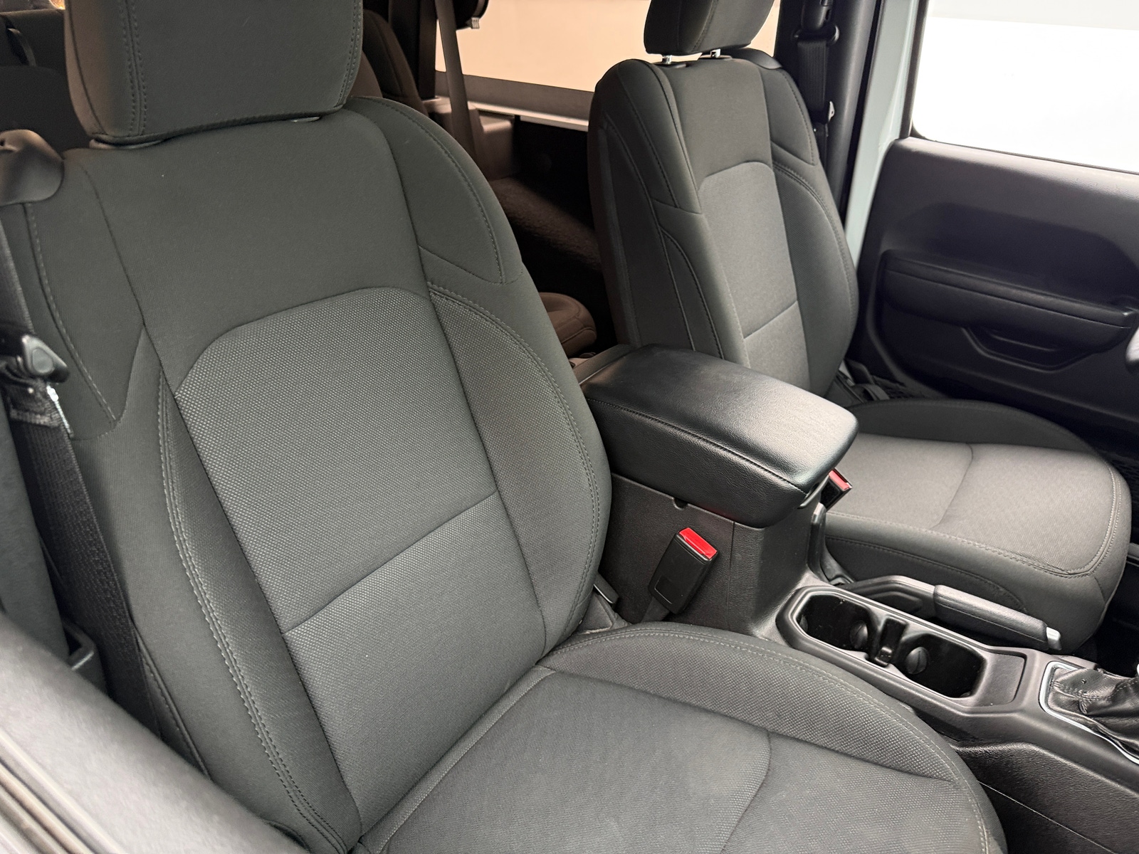 Thumbnail: 2022 Jeep Wrangler - 2