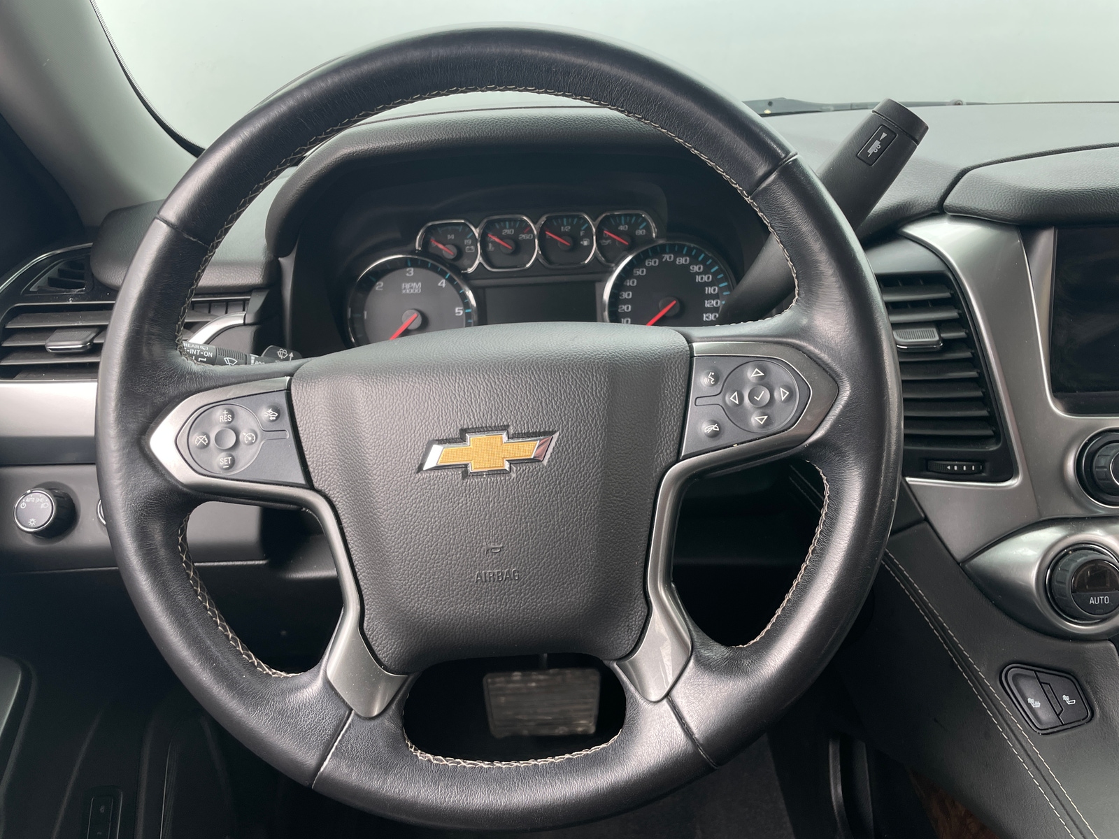 Thumbnail: 2020 Chevrolet Tahoe - 4