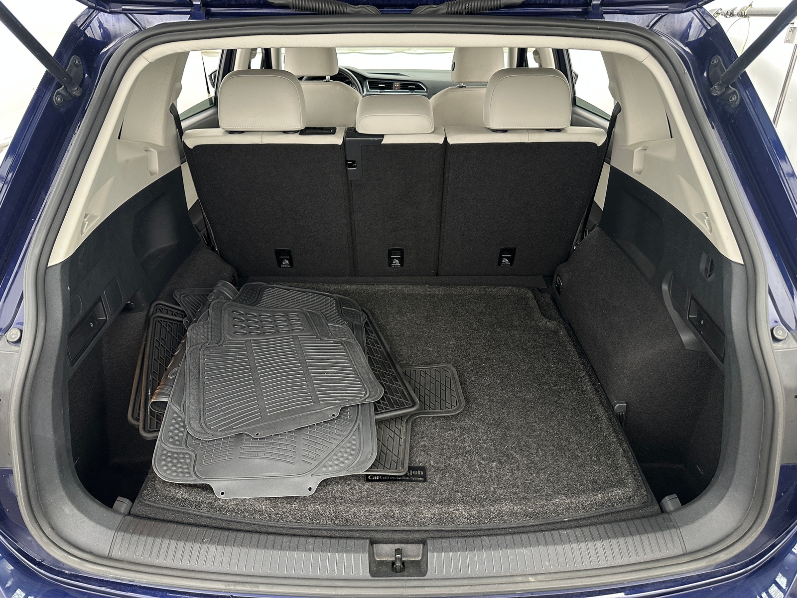 Thumbnail: 2021 Volkswagen Tiguan - 6