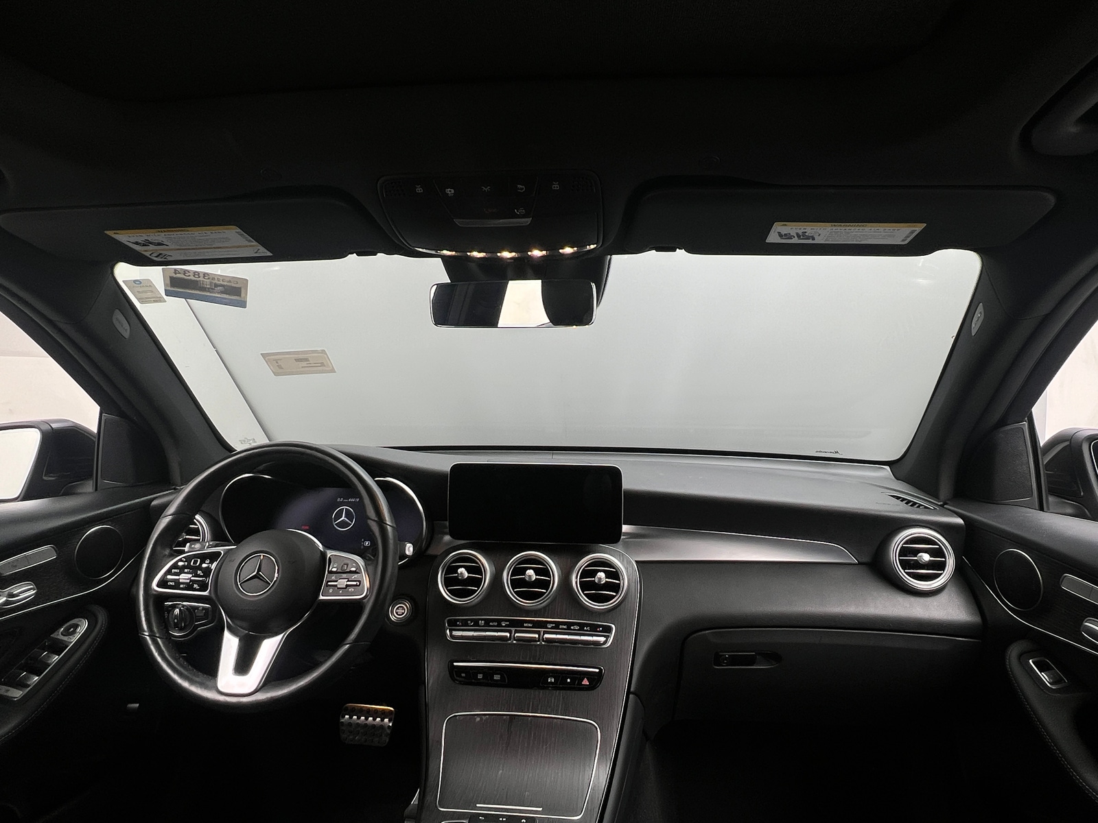 Thumbnail: 2022 Mercedes-Benz GLC - 2