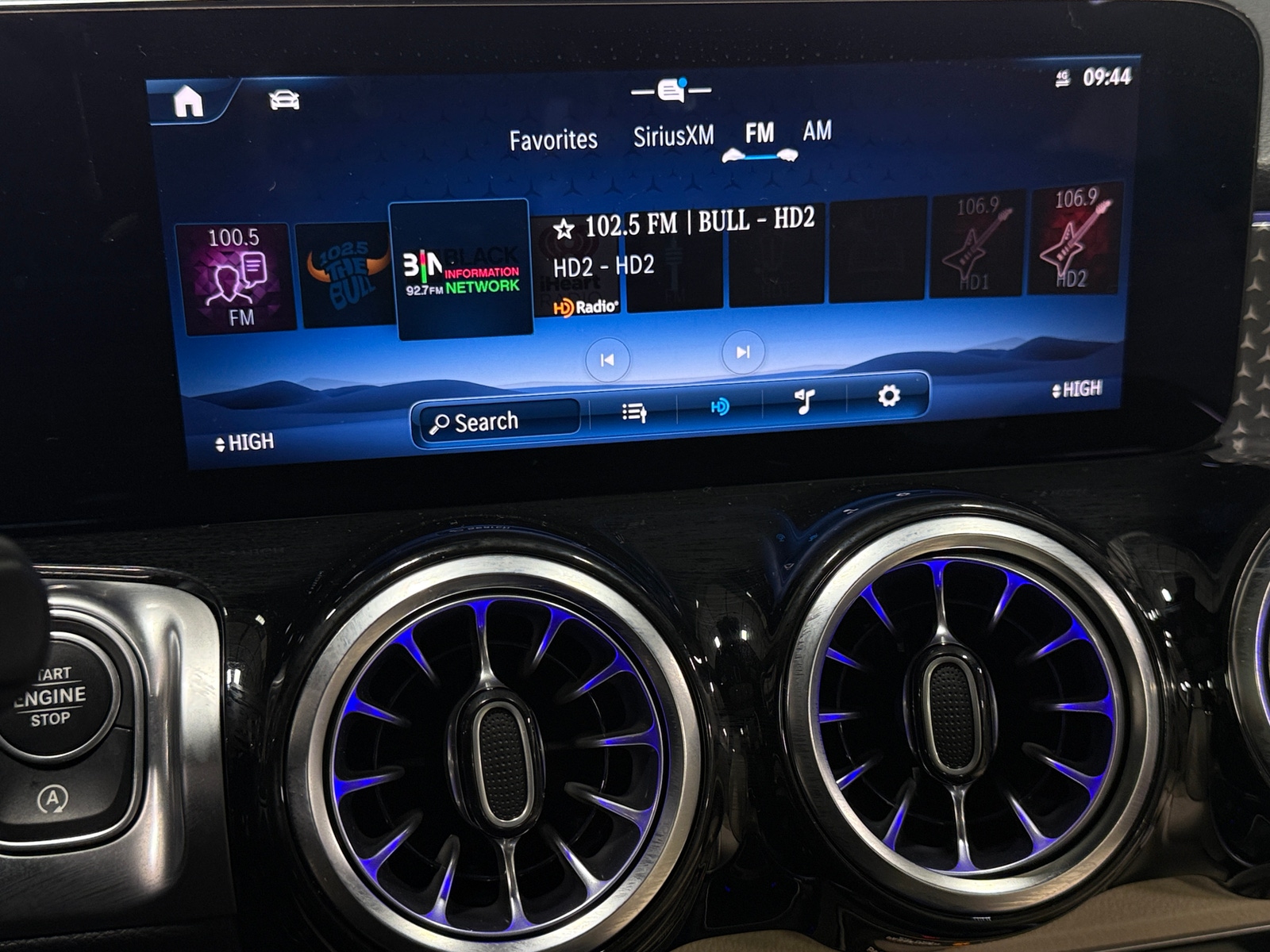 Thumbnail: 2025 Mercedes-Benz GLB - 3