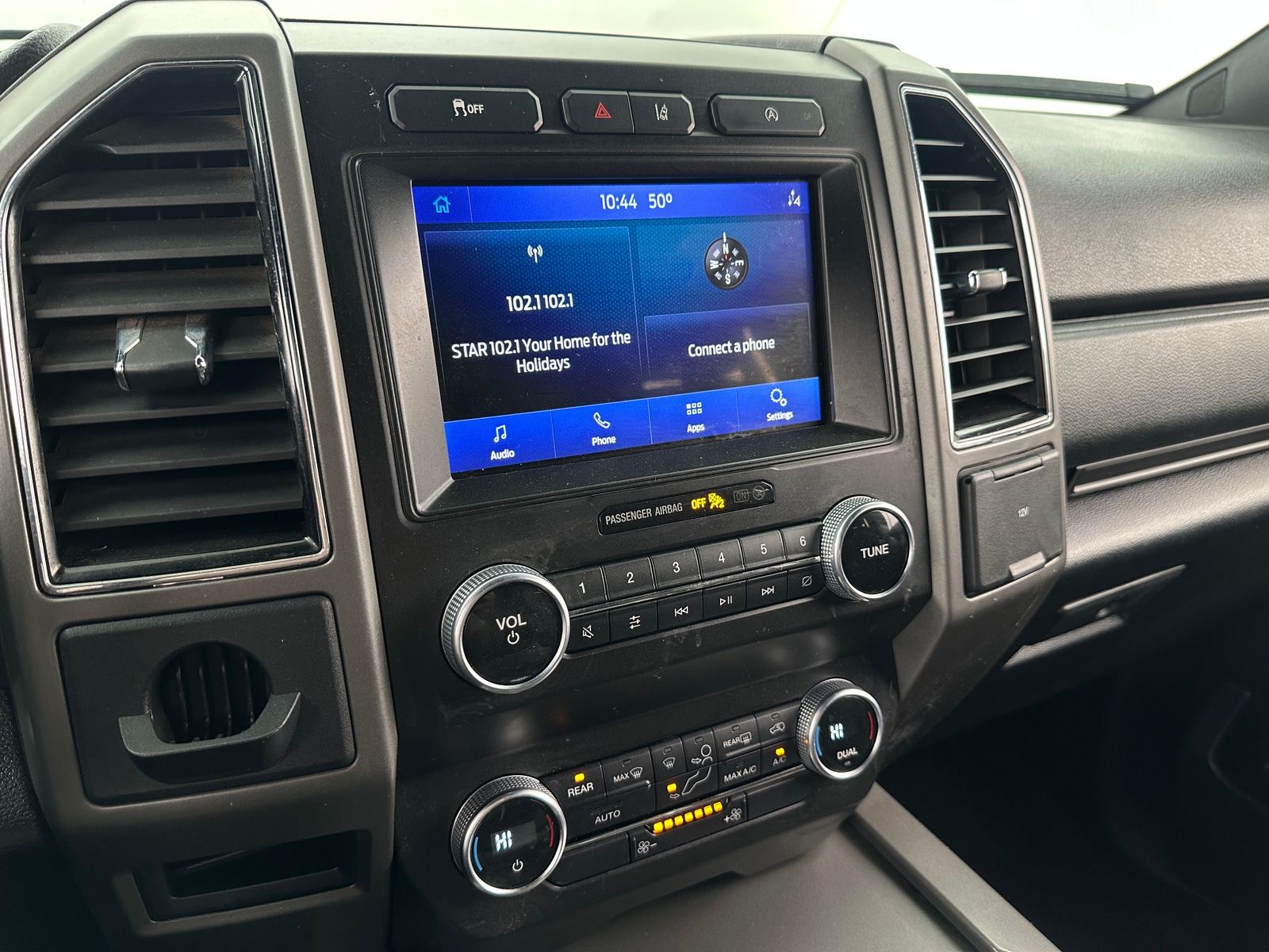 Thumbnail: 2021 Ford Expedition - 4