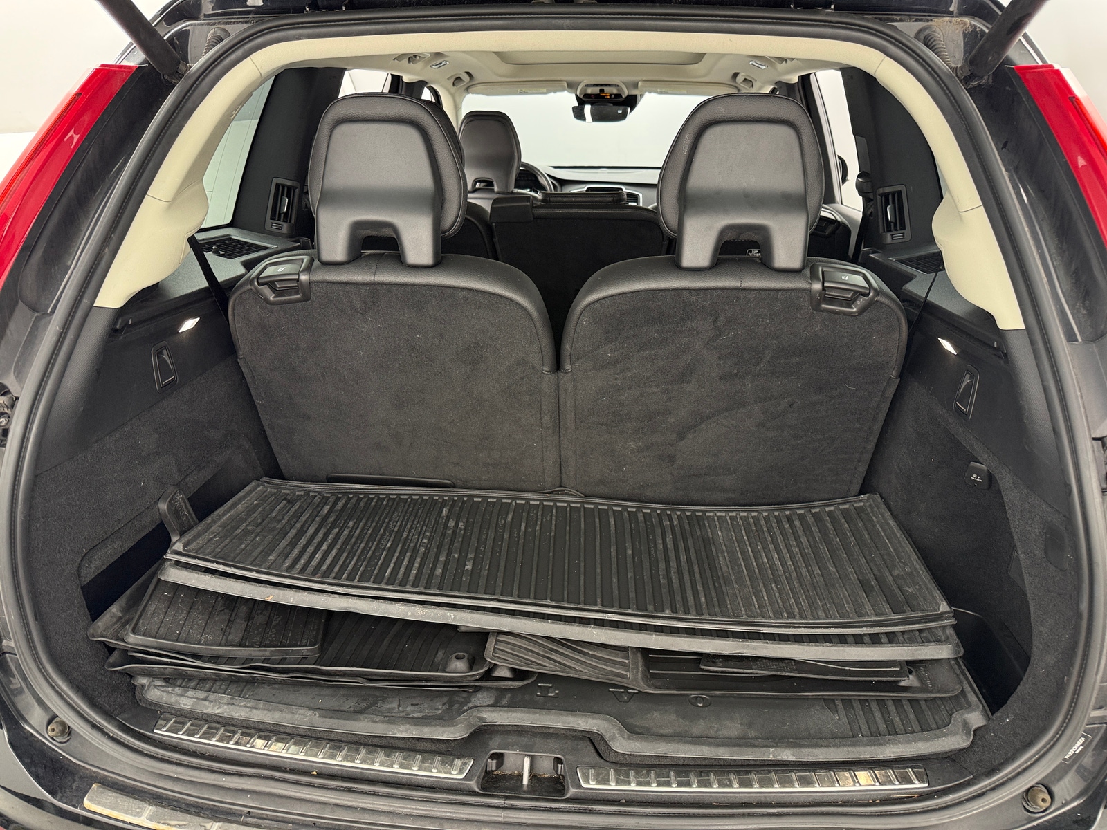 Thumbnail: 2019 Volvo XC90 - 6