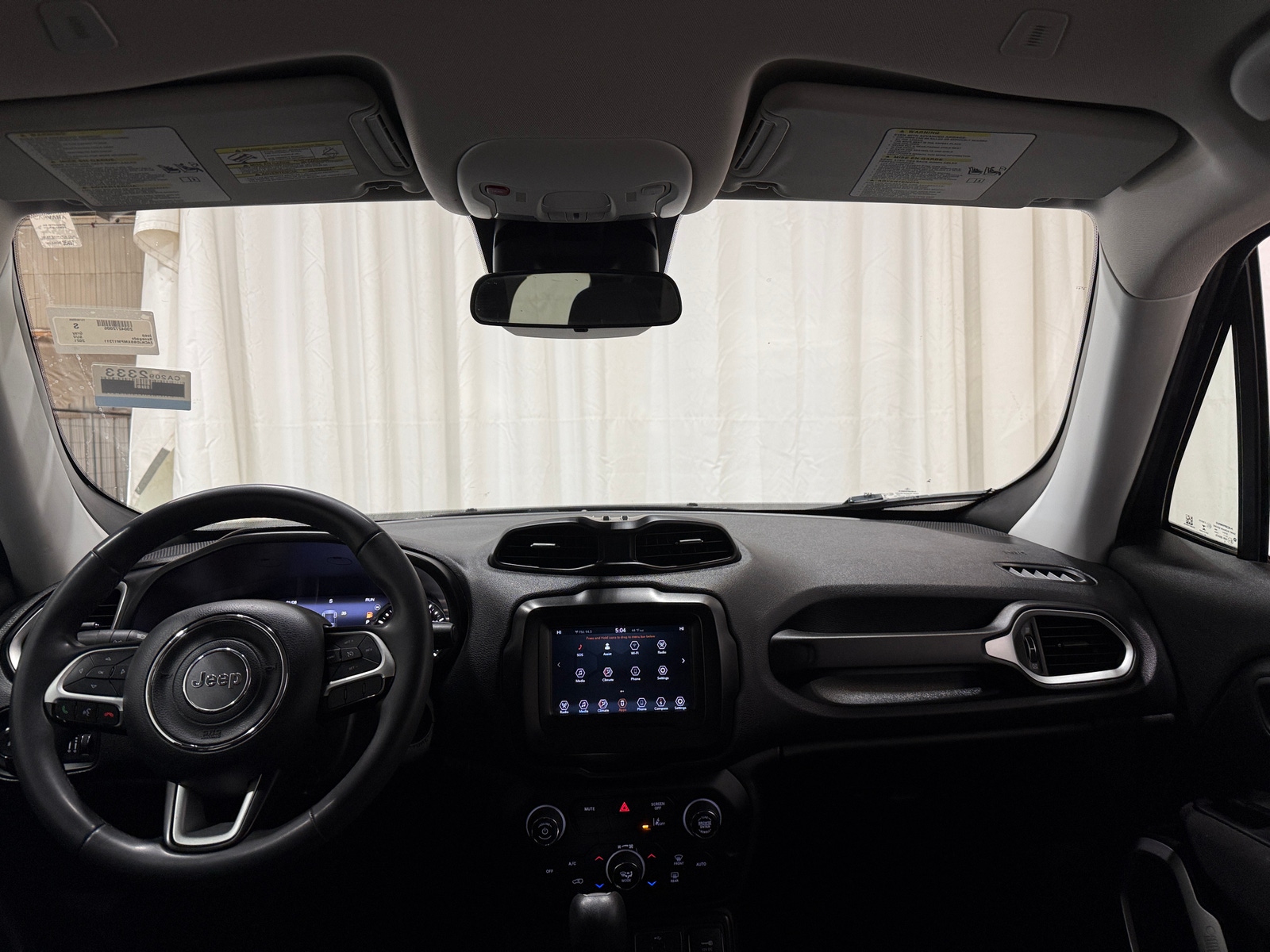 Thumbnail: 2021 Jeep Renegade - 3