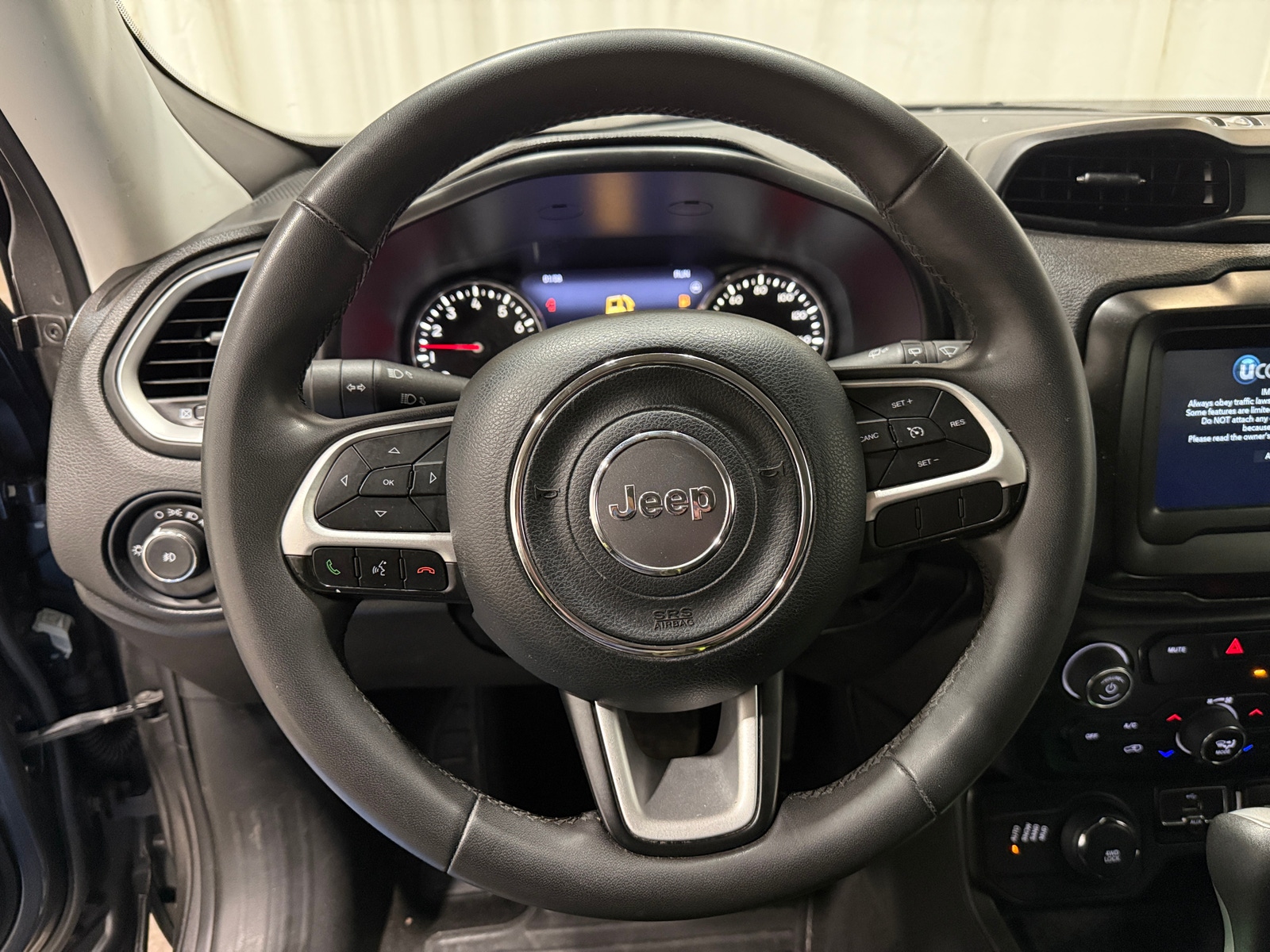 Thumbnail: 2021 Jeep Renegade - 5