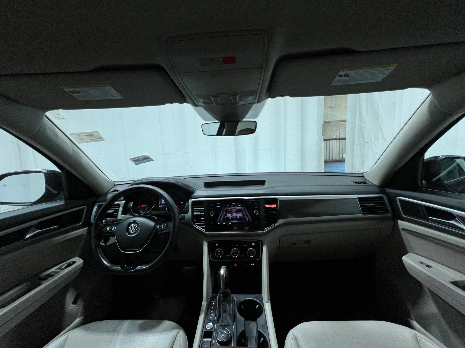 Thumbnail: 2018 Volkswagen Atlas - 2