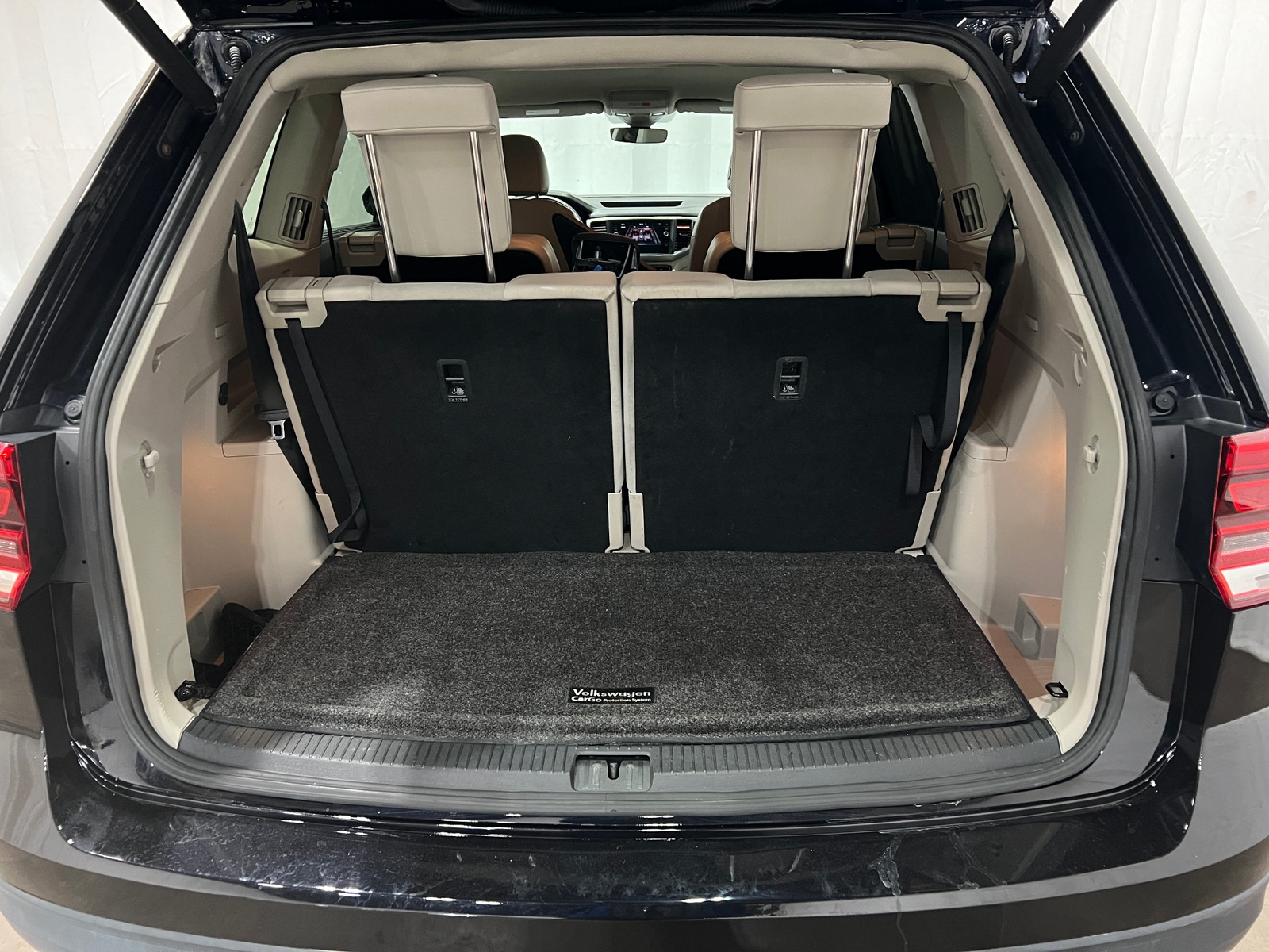 Thumbnail: 2018 Volkswagen Atlas - 6