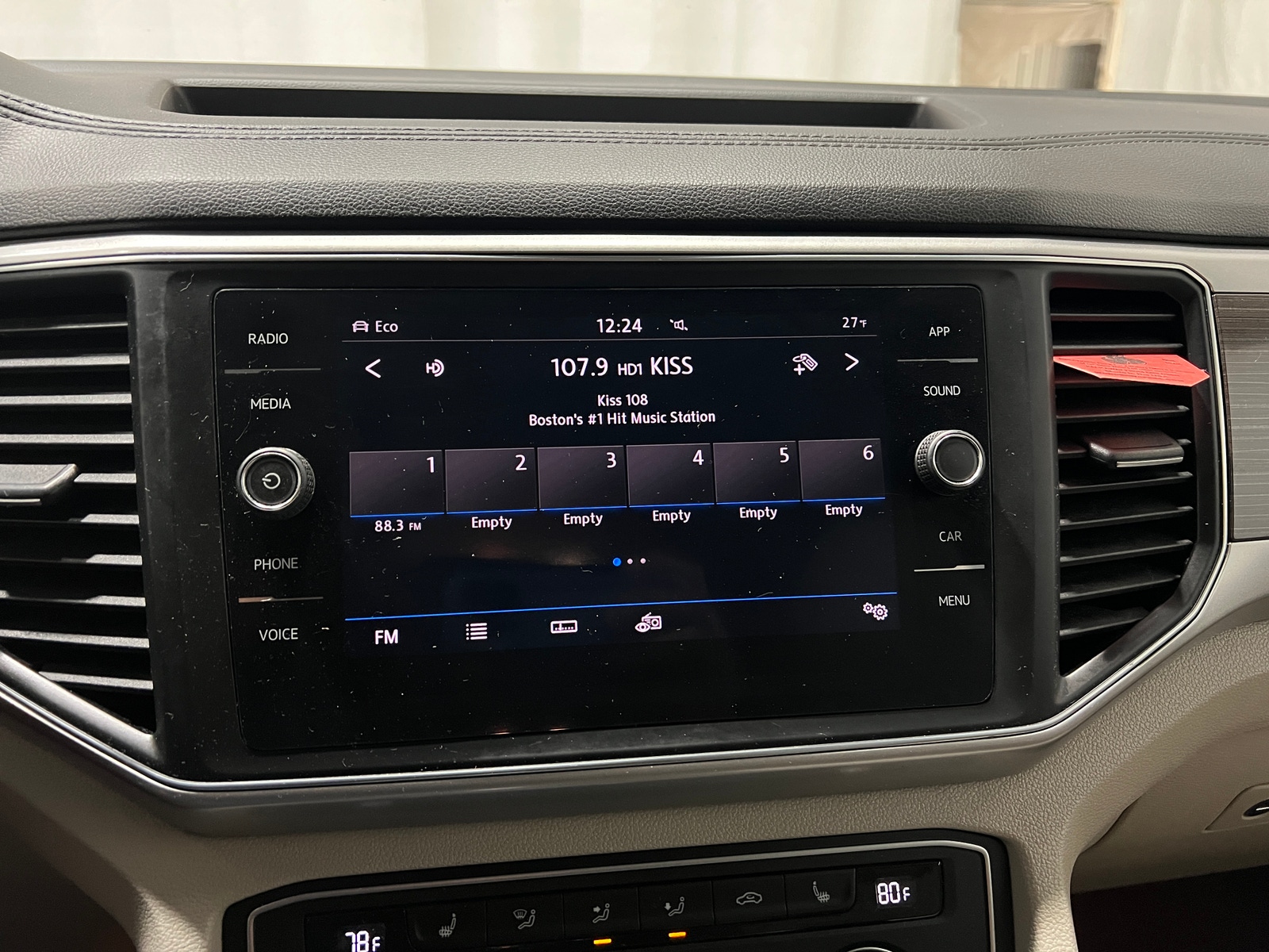 Thumbnail: 2018 Volkswagen Atlas - 3