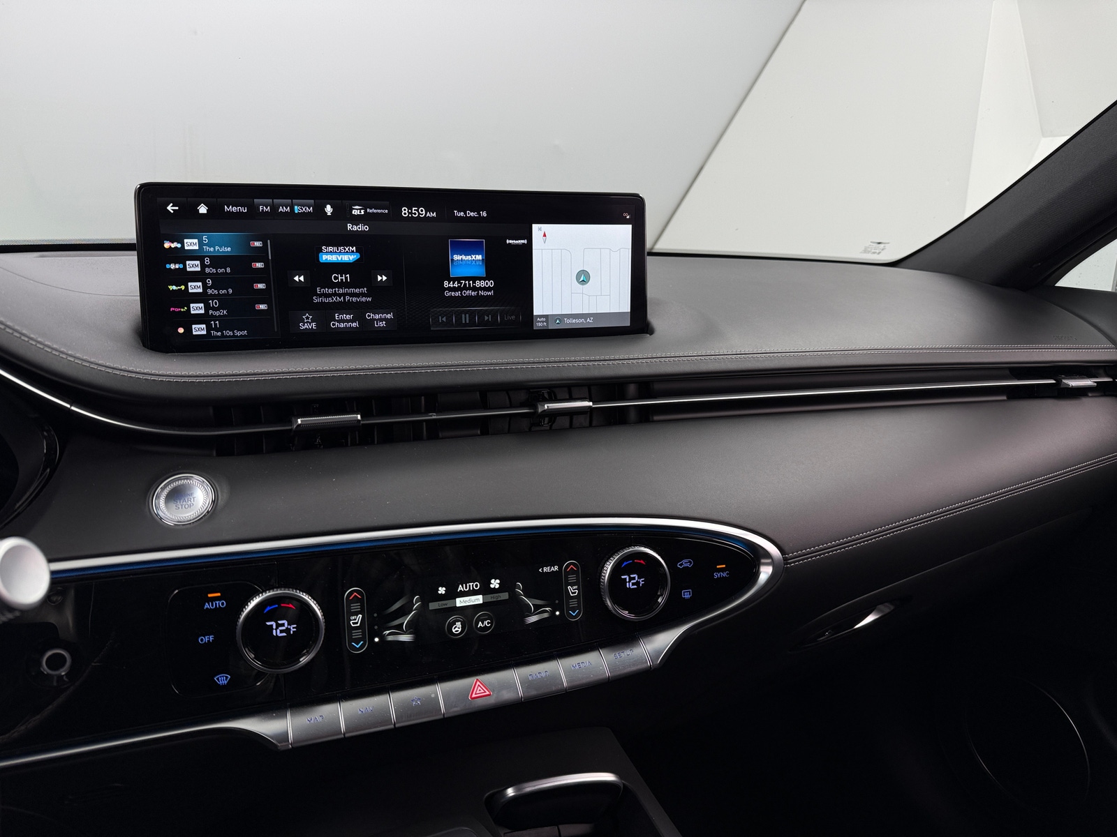 Thumbnail: 2023 Genesis GV70 - 3