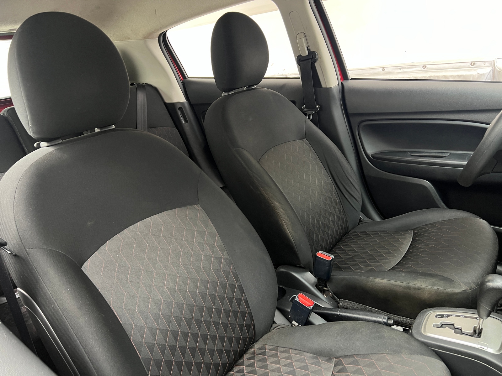 Thumbnail: 2021 Mitsubishi Mirage - 2