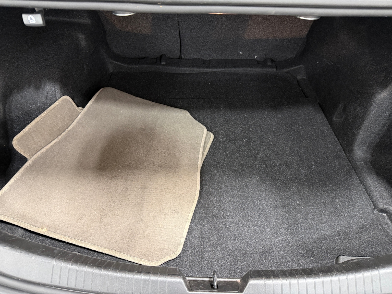 Thumbnail: 2024 Chevrolet Malibu - 6