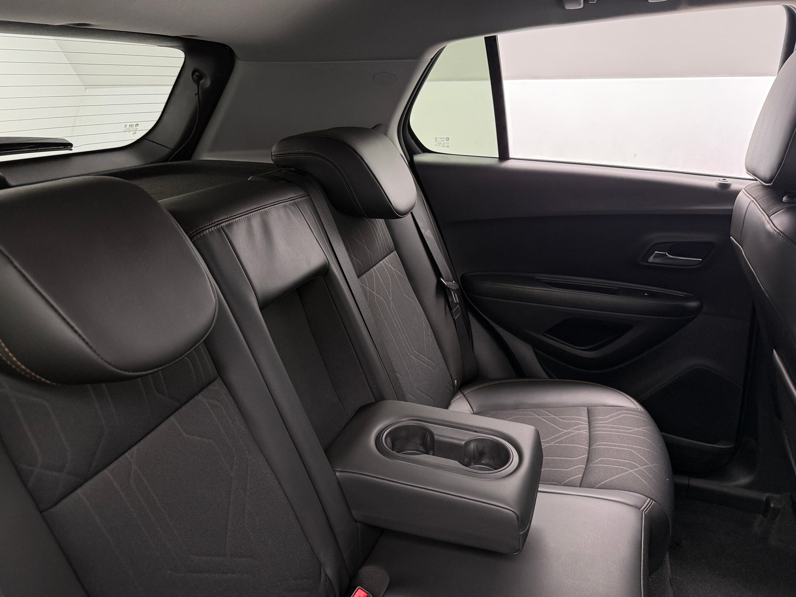 Thumbnail: 2022 Chevrolet Trax - 5