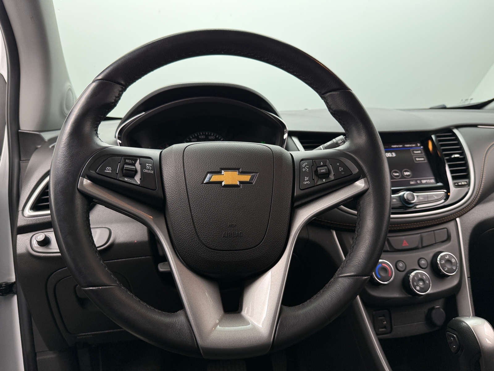 Thumbnail: 2022 Chevrolet Trax - 4