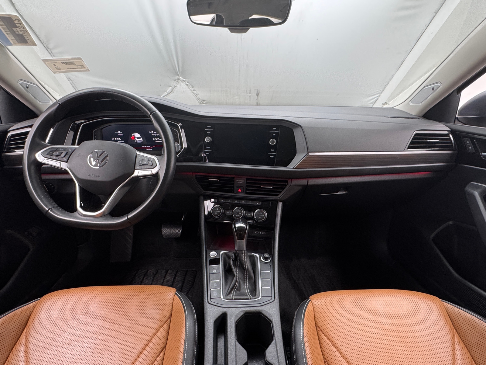 Thumbnail: 2024 Volkswagen Jetta - 2