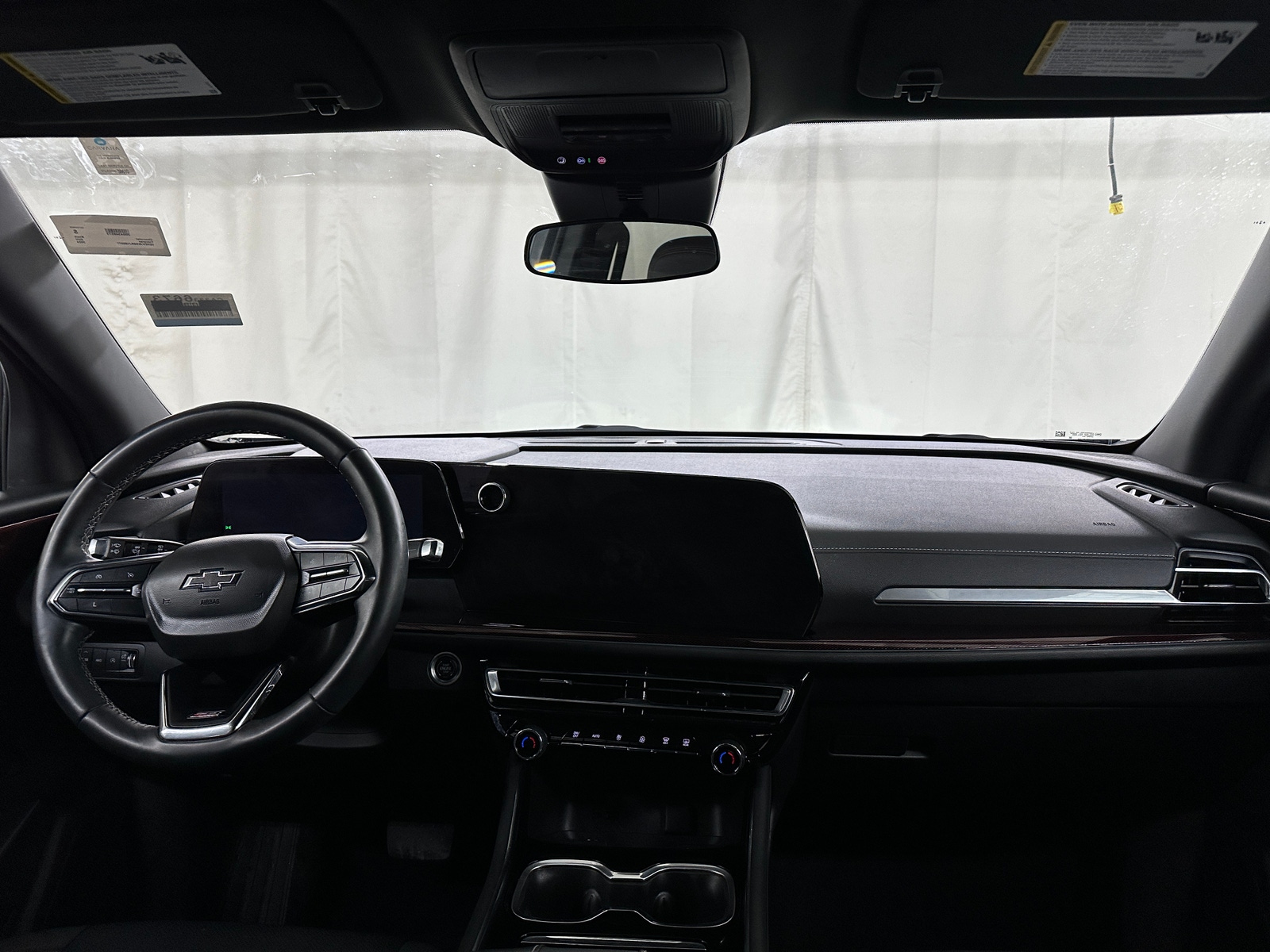 Thumbnail: 2024 Chevrolet Traverse - 3