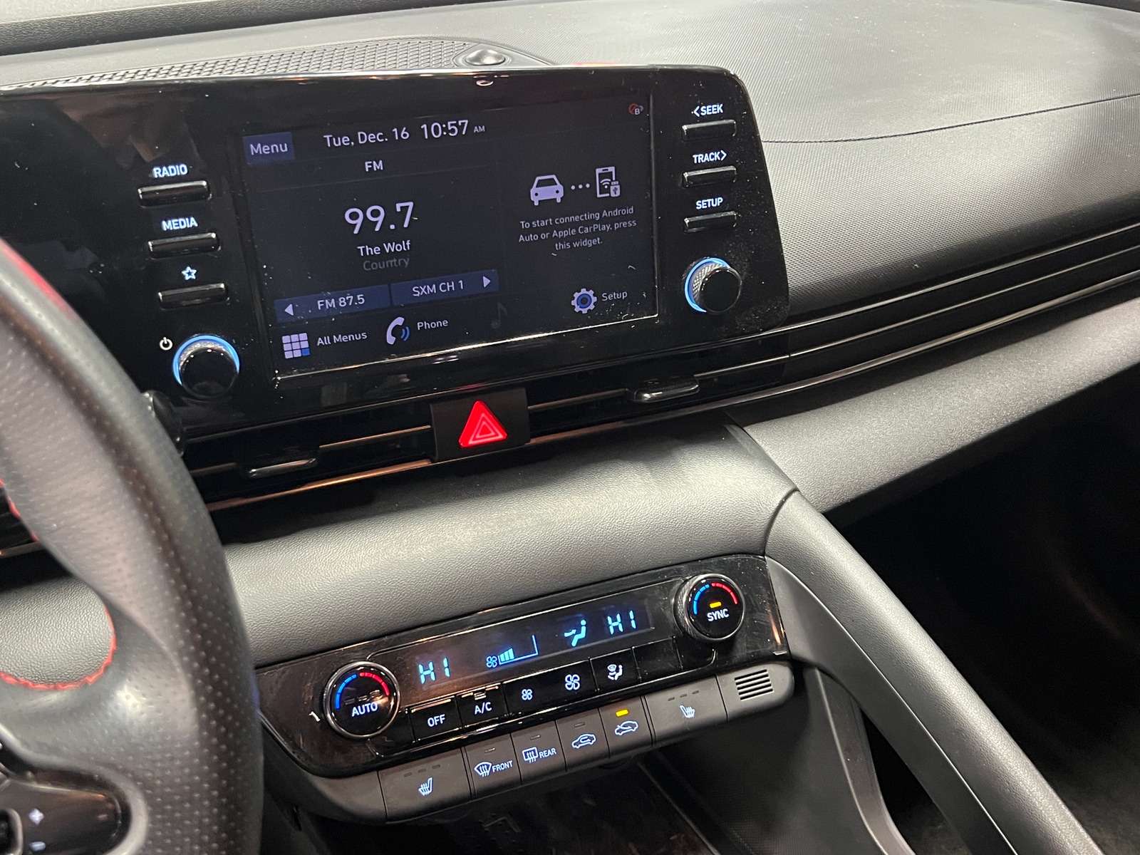 Thumbnail: 2022 Hyundai Elantra - 4