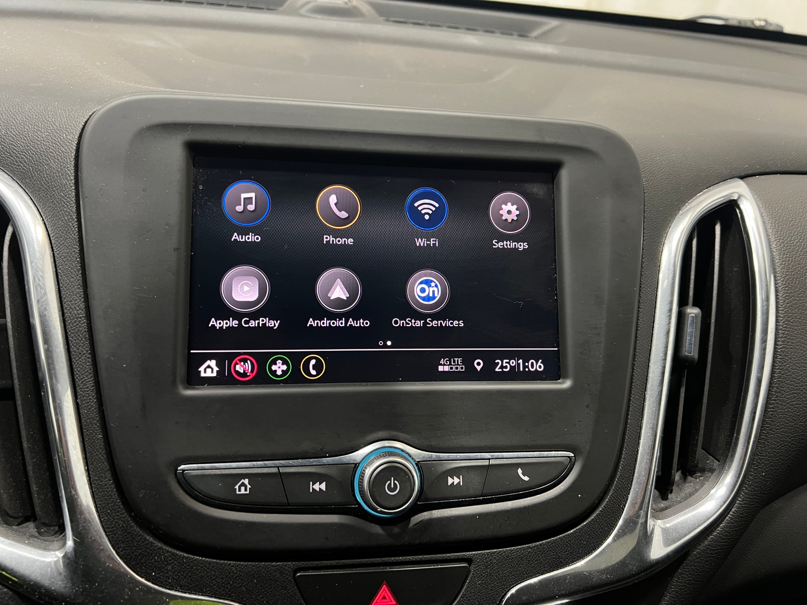 Thumbnail: 2020 Chevrolet Equinox - 4